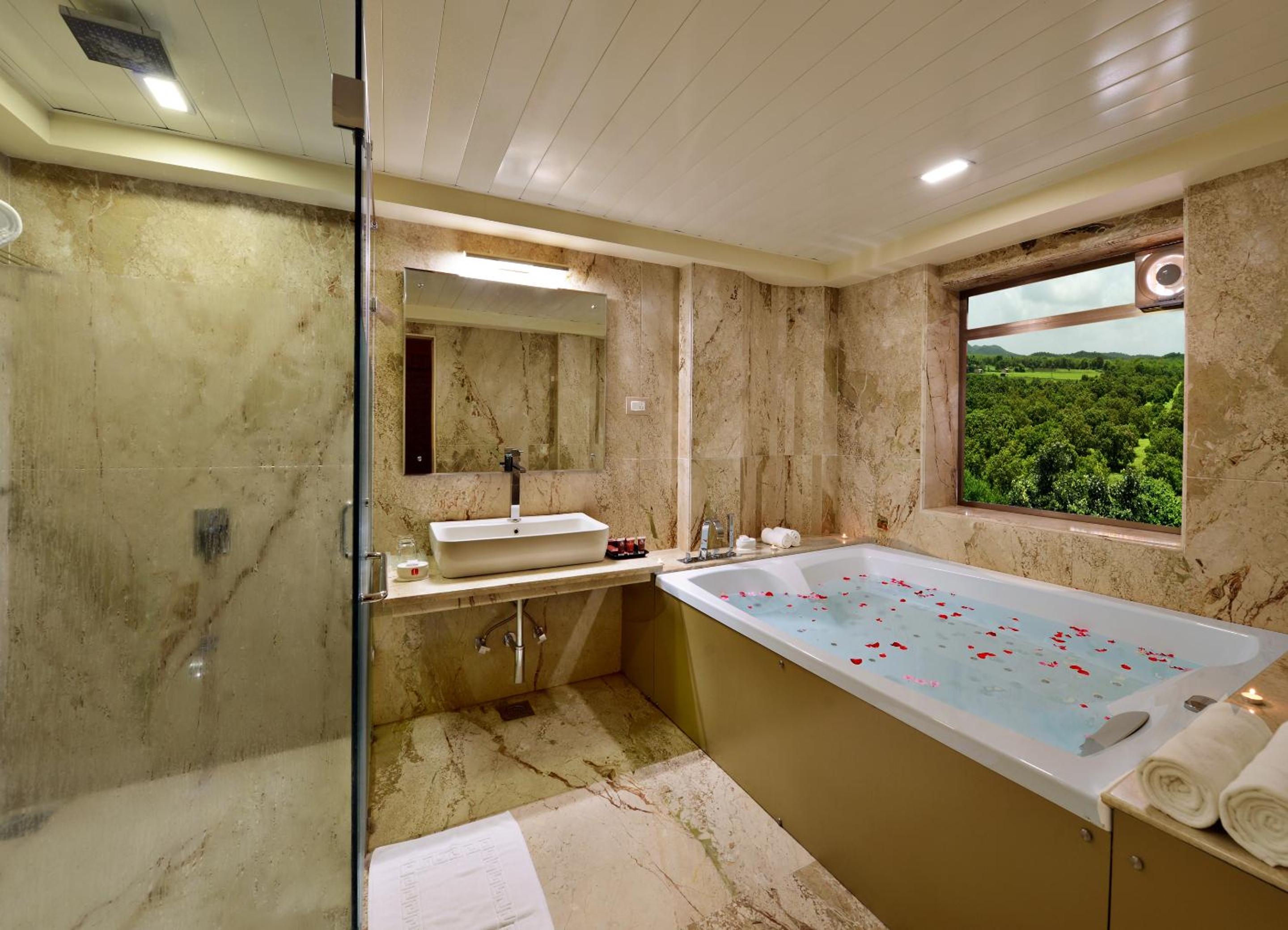 Suite - 1 Double Bed - Photo 6