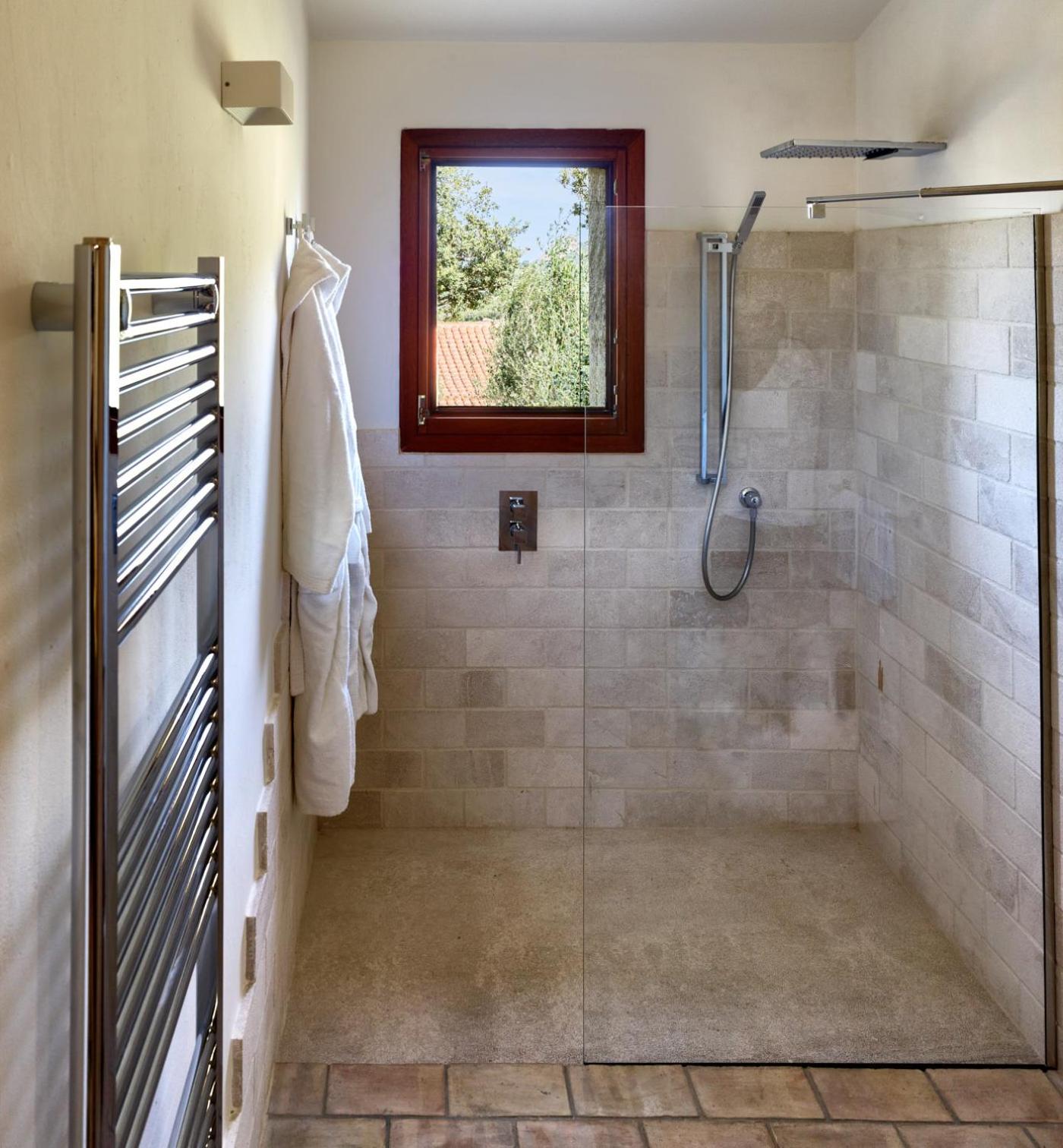 Deluxe Suite with Private Pool - Photo 2