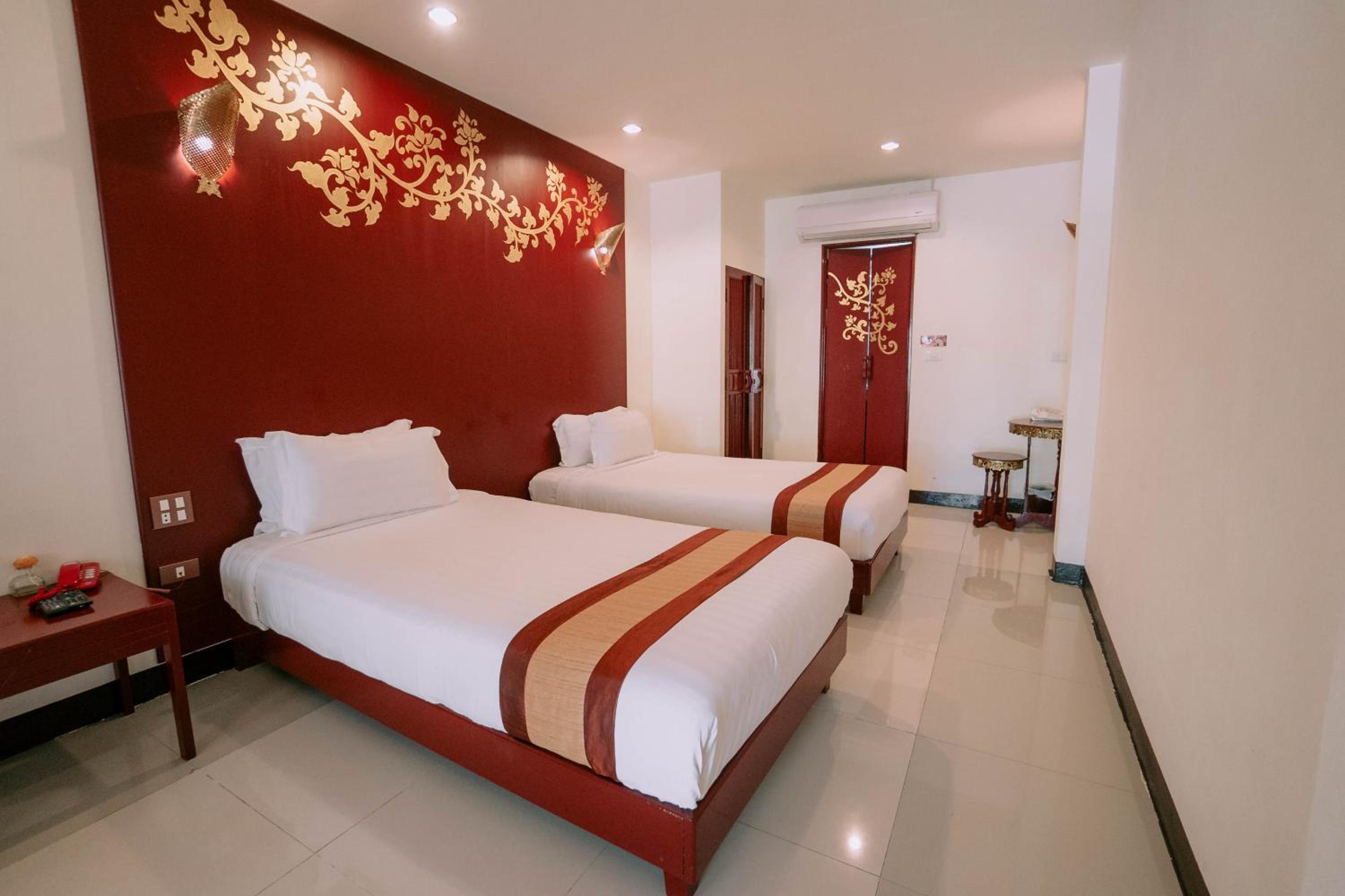 Standard Twin Room photo 1
