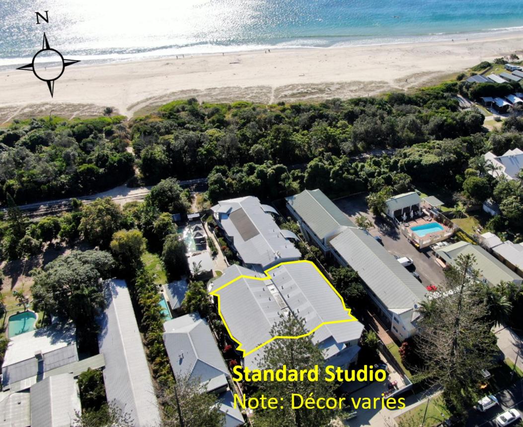 Standard Studio - Photo 4