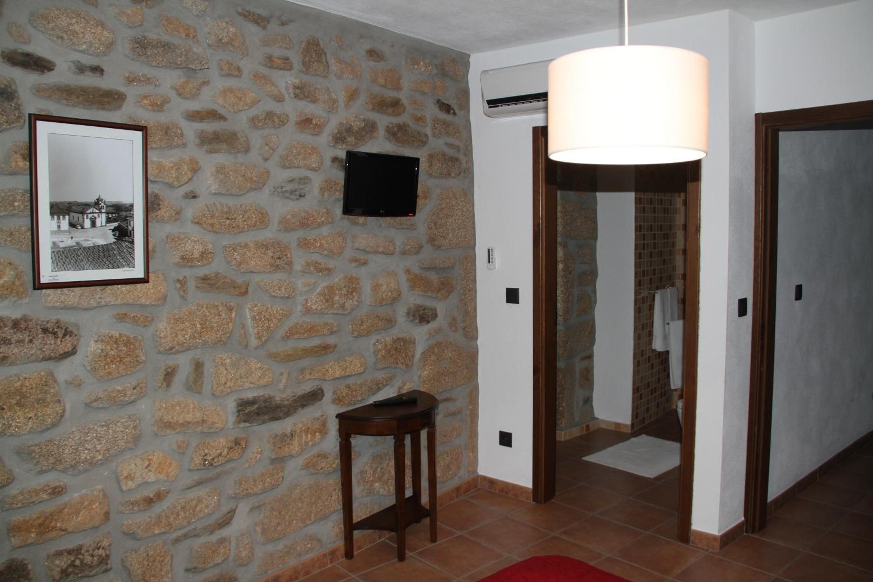 Three-Bedroom House photo 2