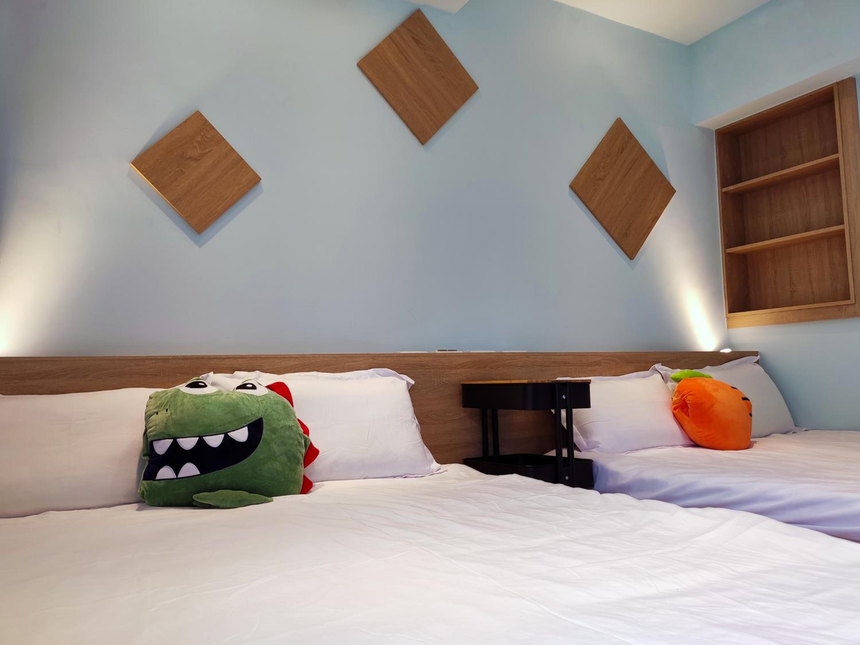 Quadruple Room with Bath photo 1