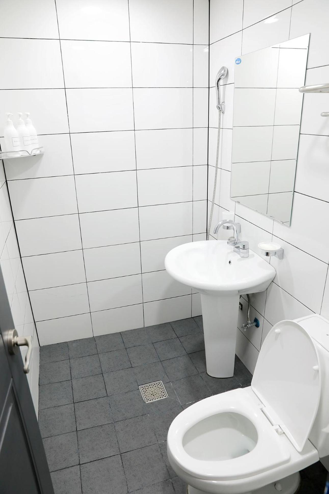Triple Room - Photo 5