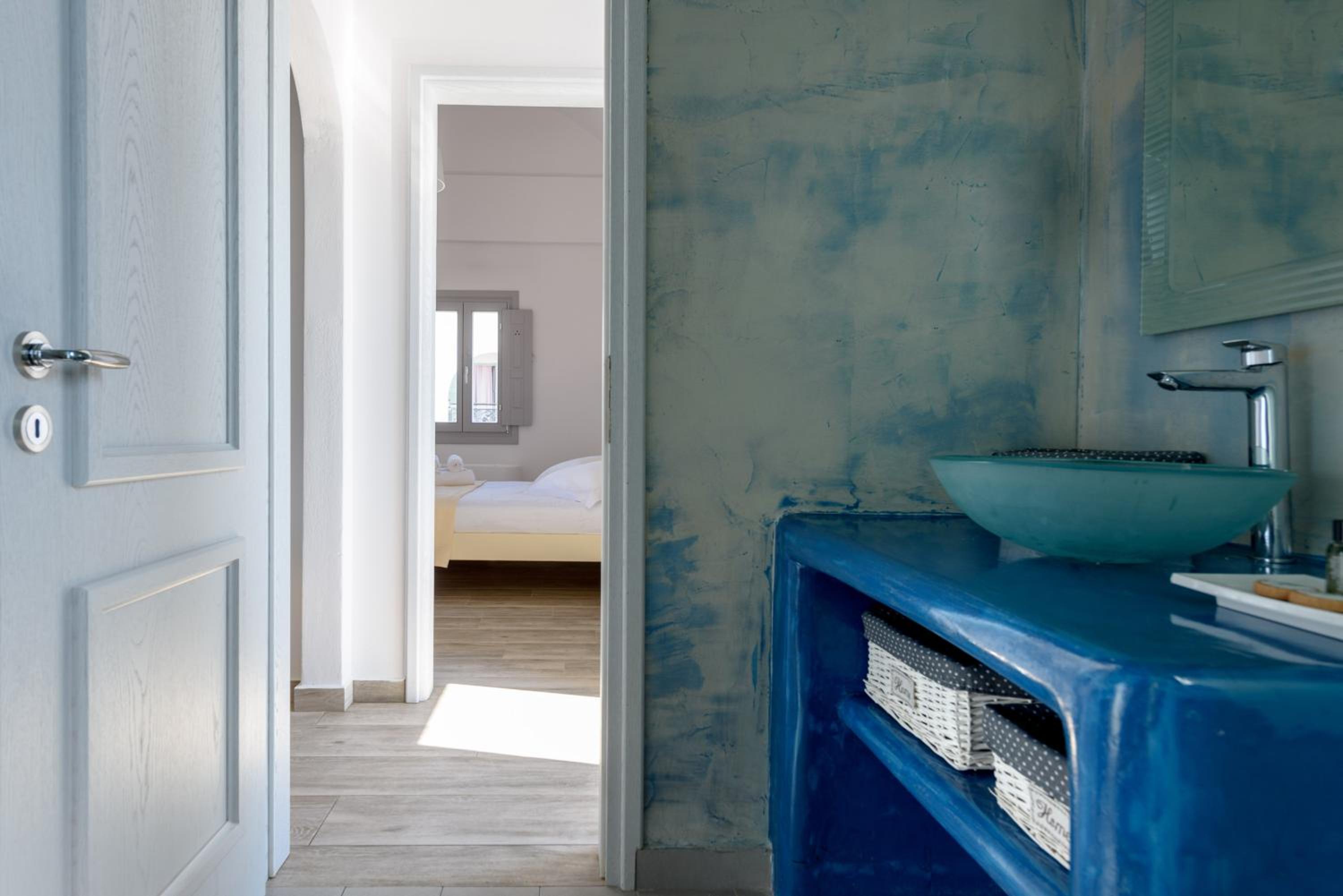 Nektar Jacuzzi Apartment - Photo 9