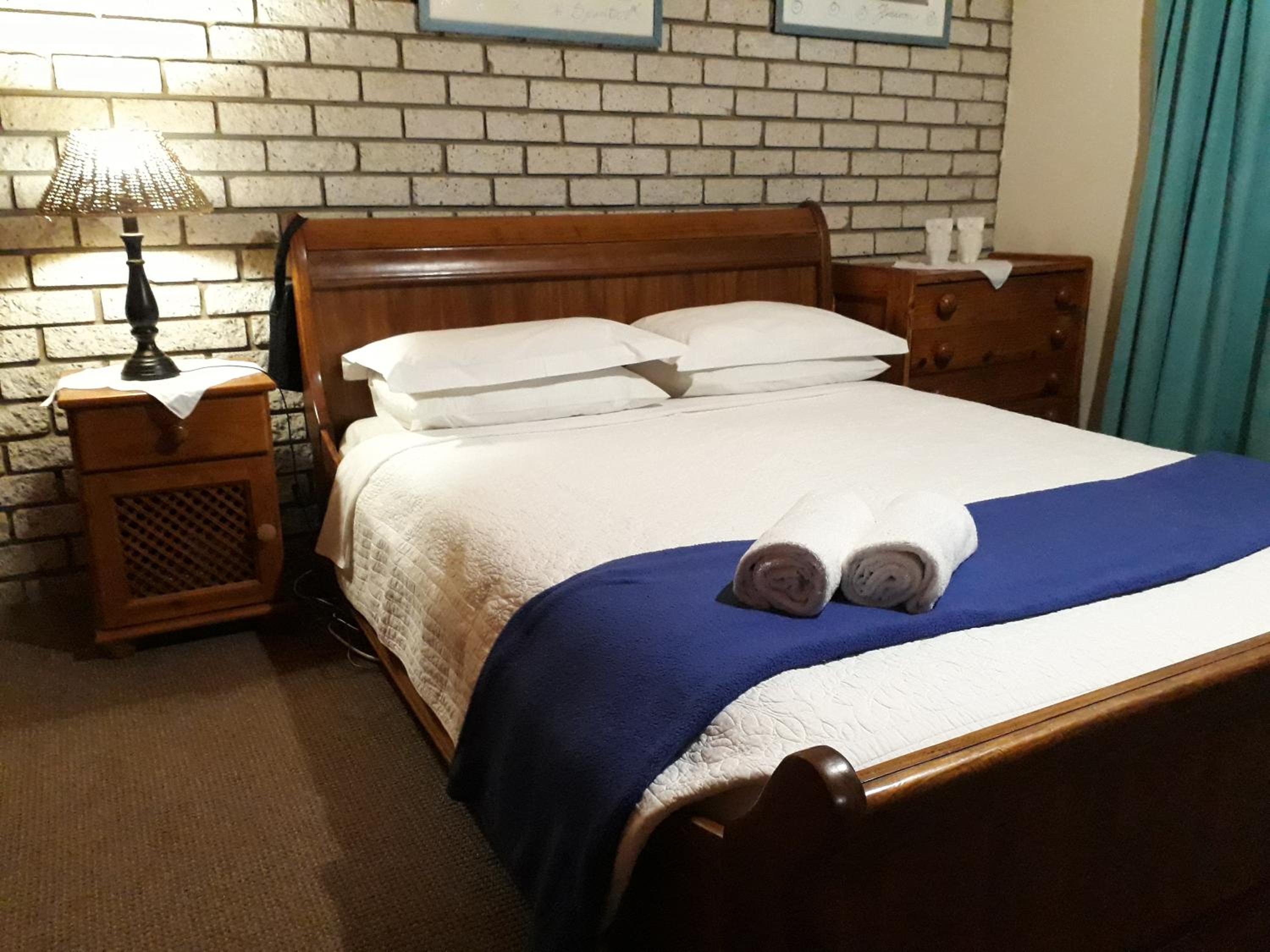 Double Room with Private Bathroom - Photo 1