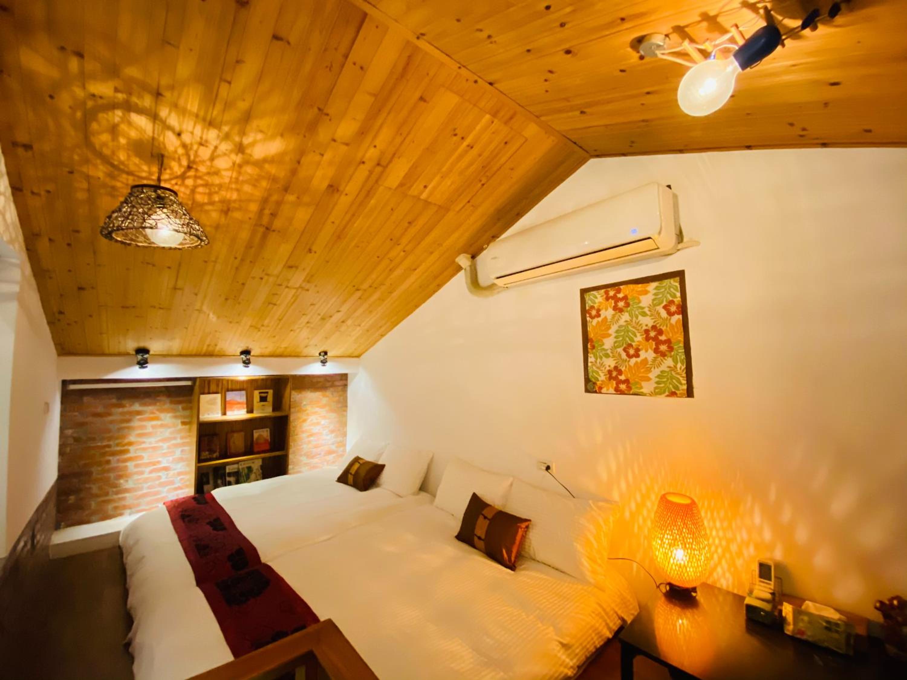 Two-Bedroom Cottage photo 3