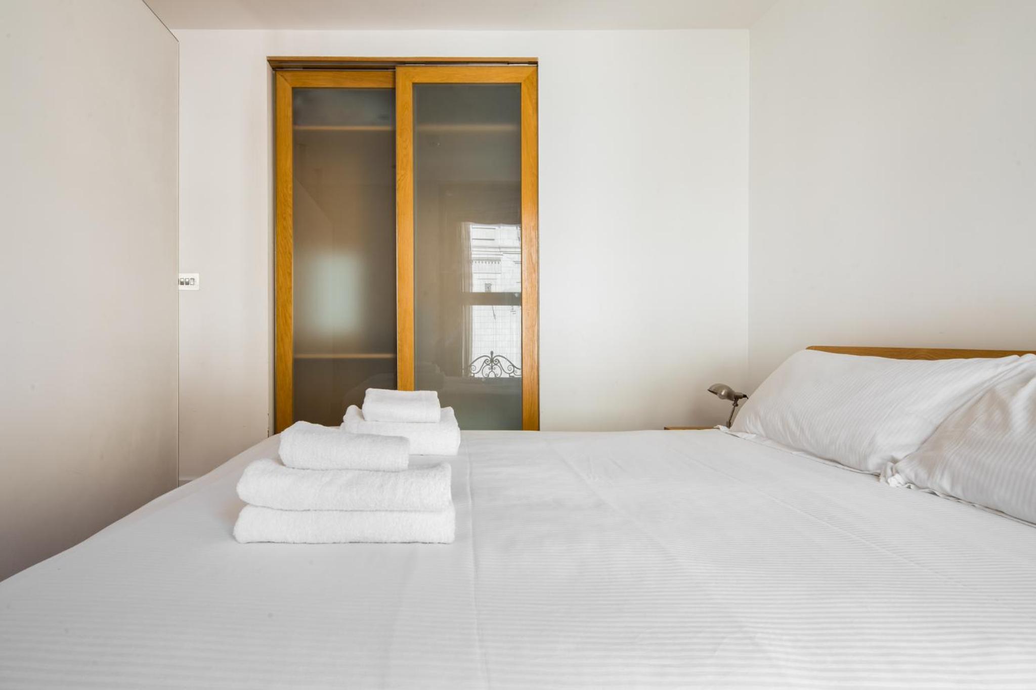 Studio Apartment photo 1