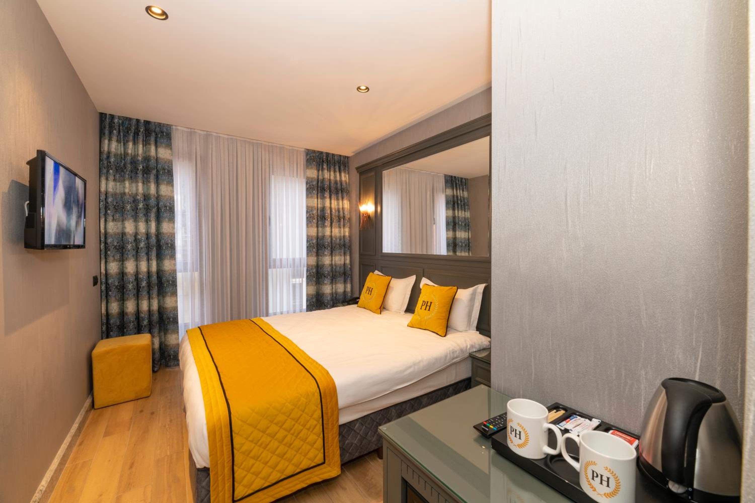 Deluxe Quadruple Room photo 2