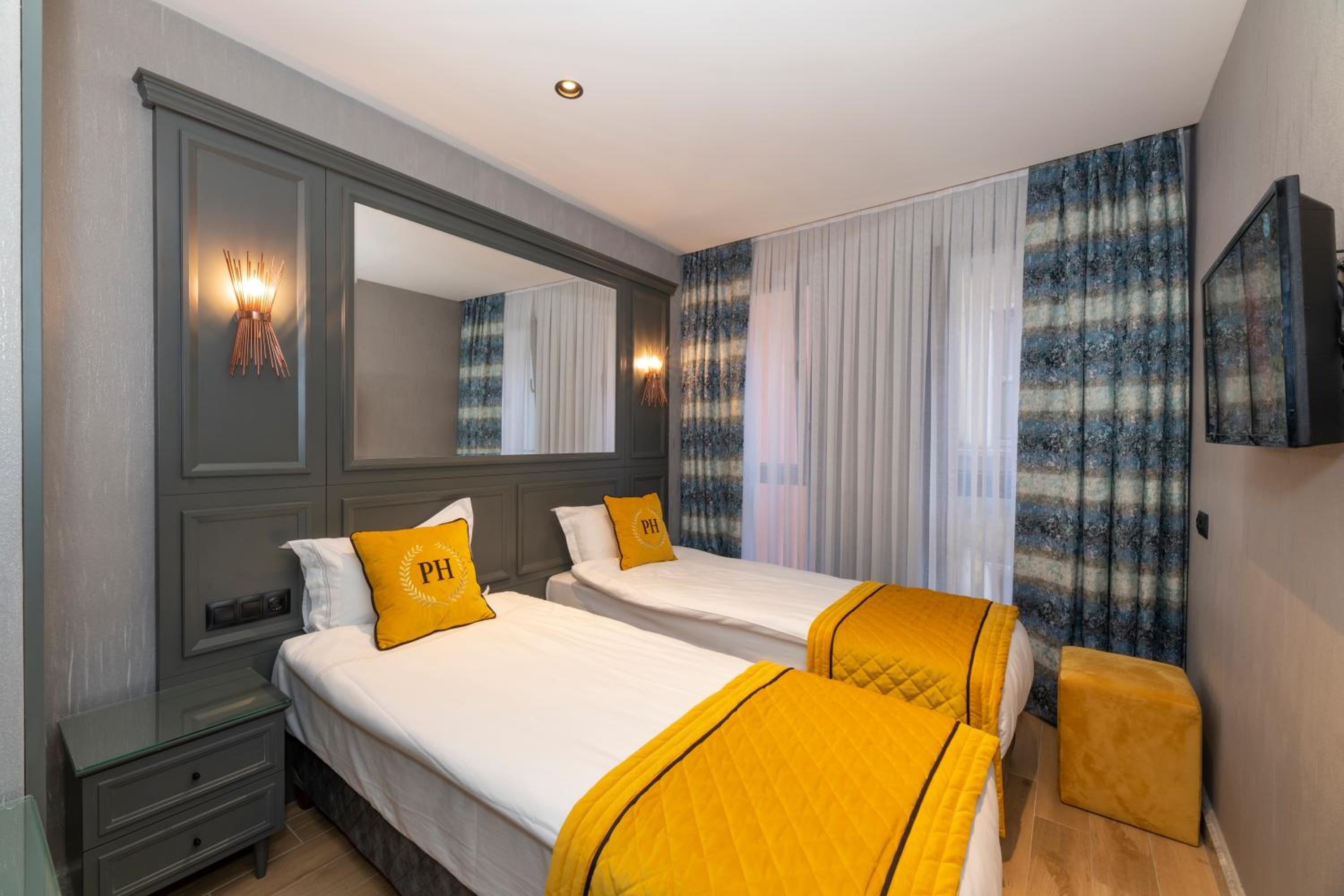 Deluxe Twin Room photo 1