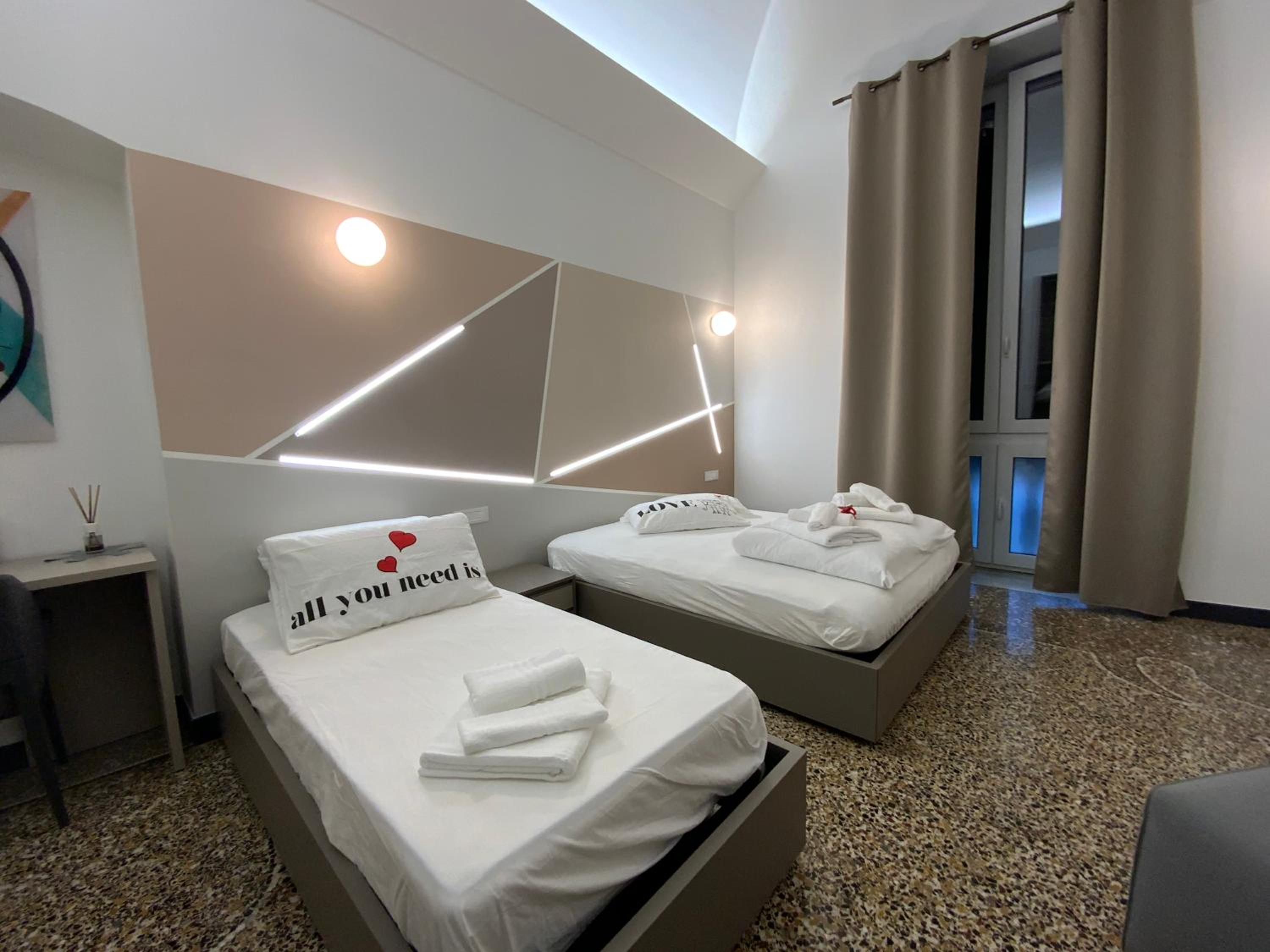 Deluxe Family Room - Photo 15