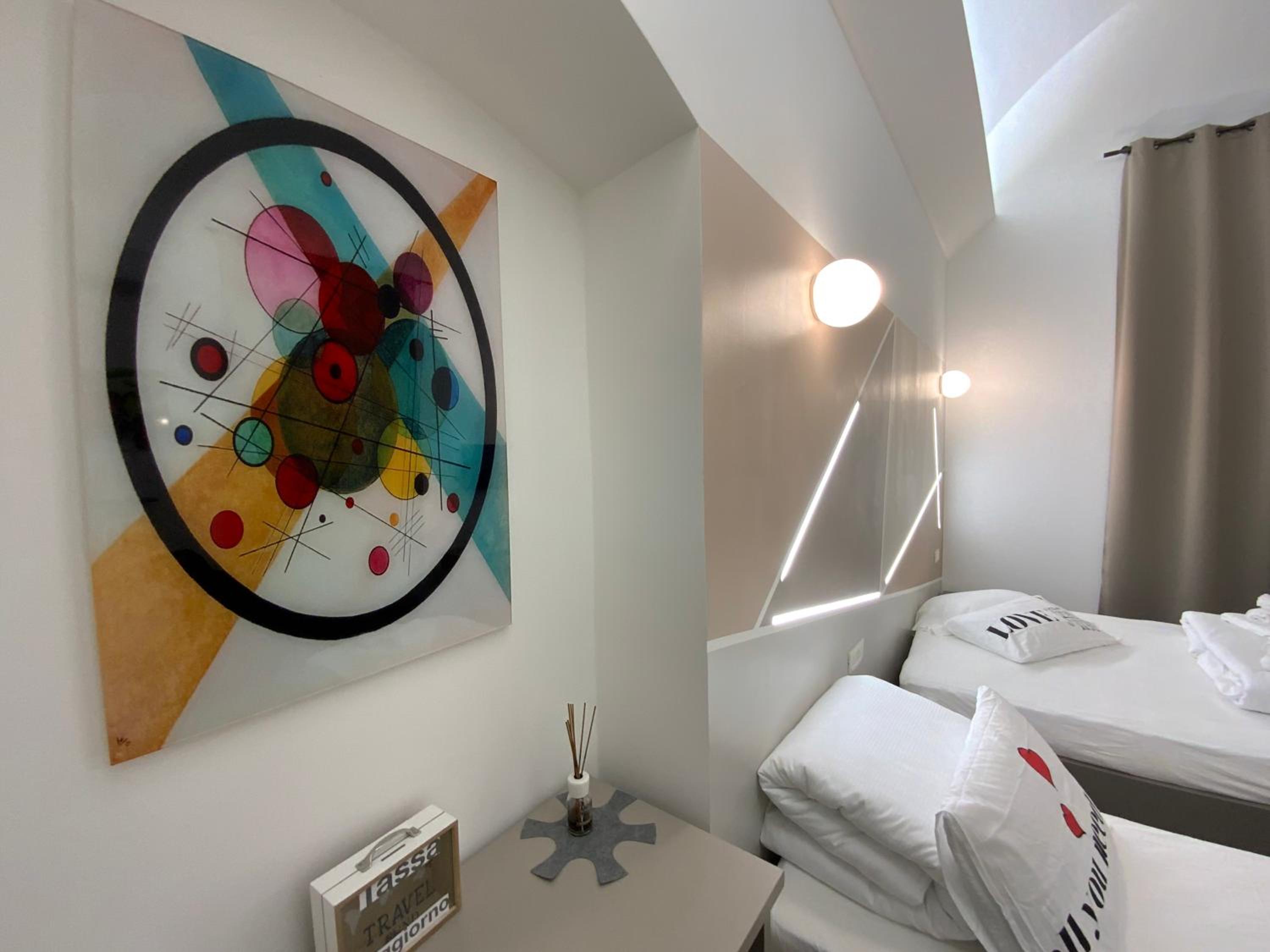 Deluxe Family Room - Photo 13