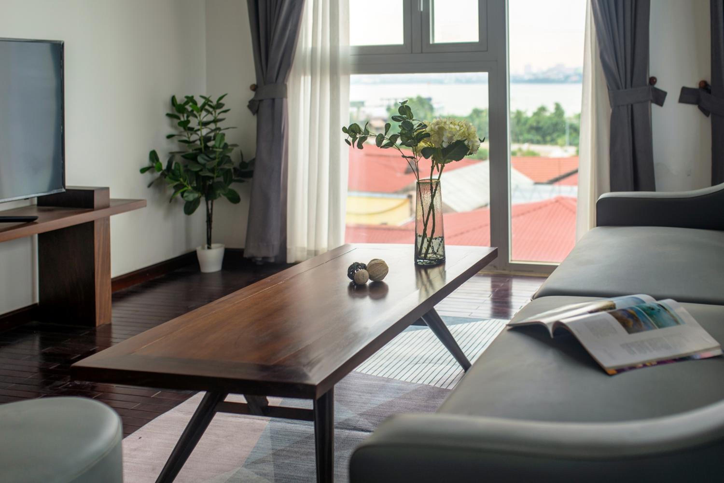 Apartment with Balcony