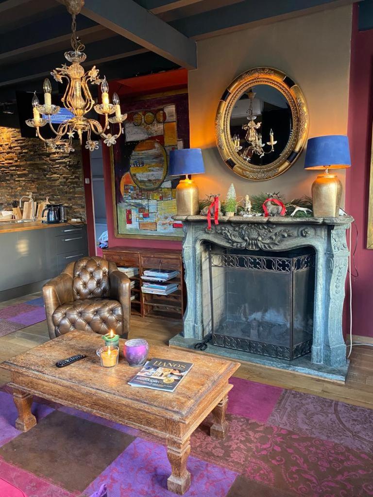 One-Bedroom Apartment - Photo 4
