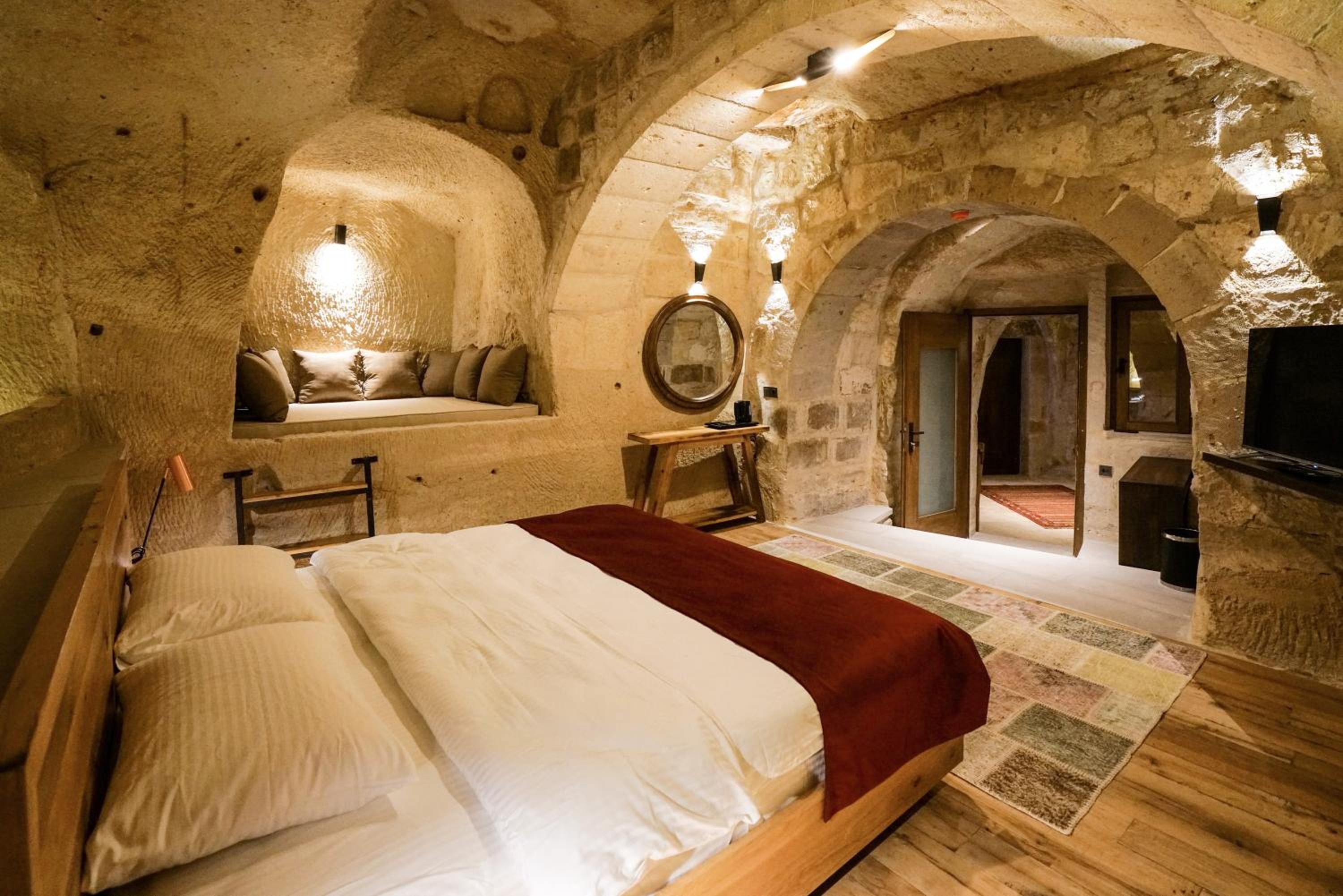 King Suite - Photo 1