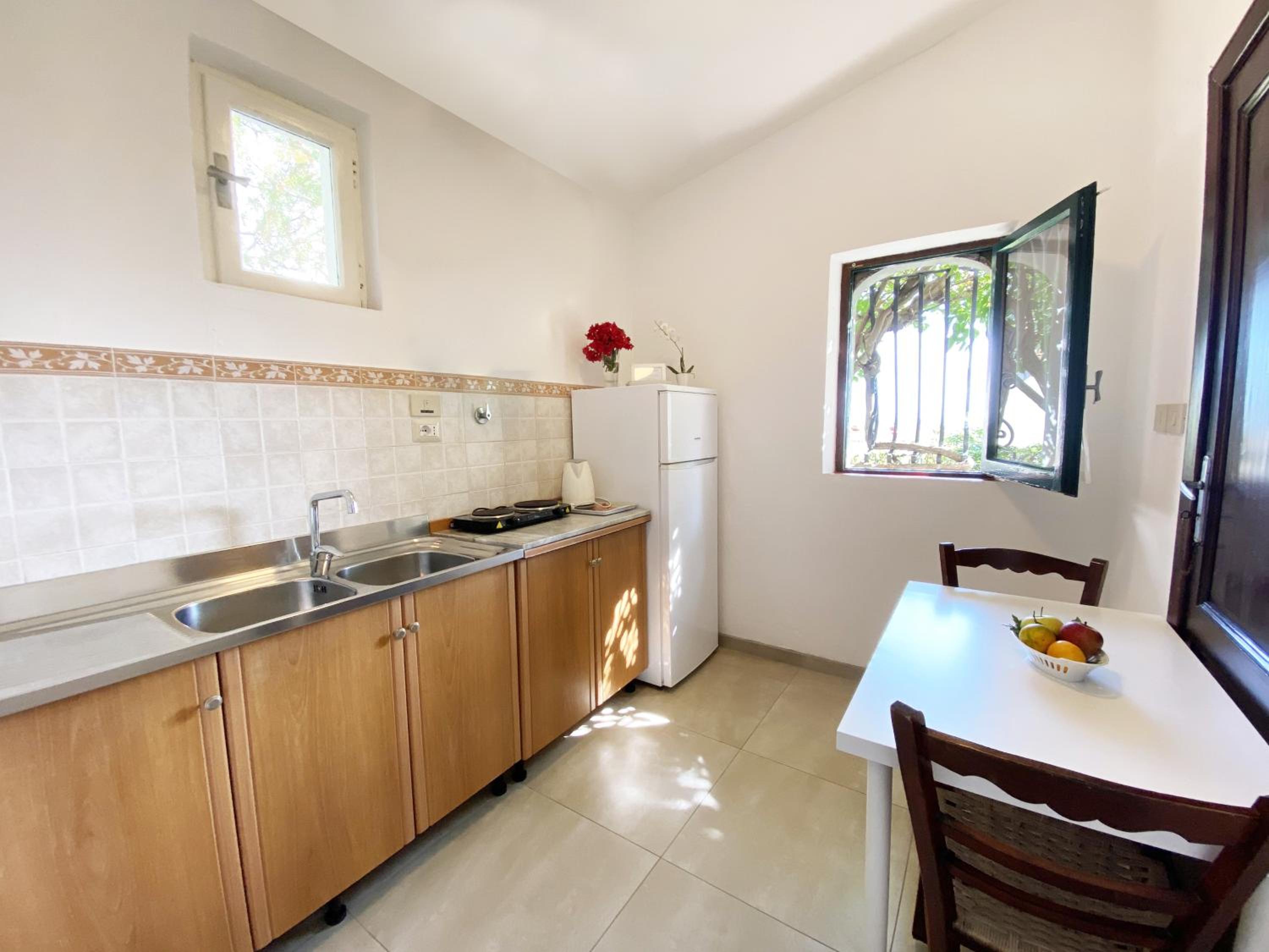 Studio with Patio and Sea View photo 2