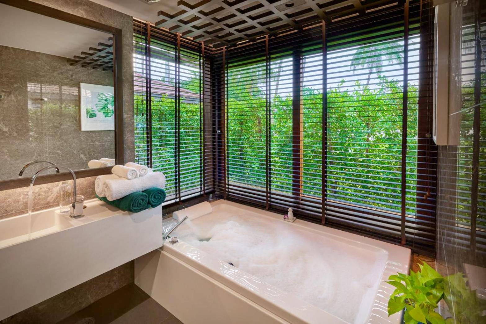 Villa with Garden View - Photo 2
