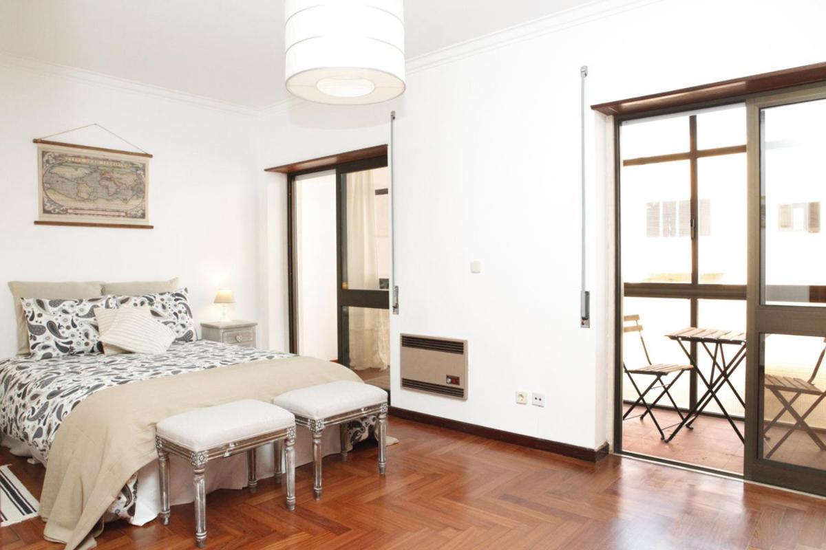 Three-Bedroom Apartment photo 1