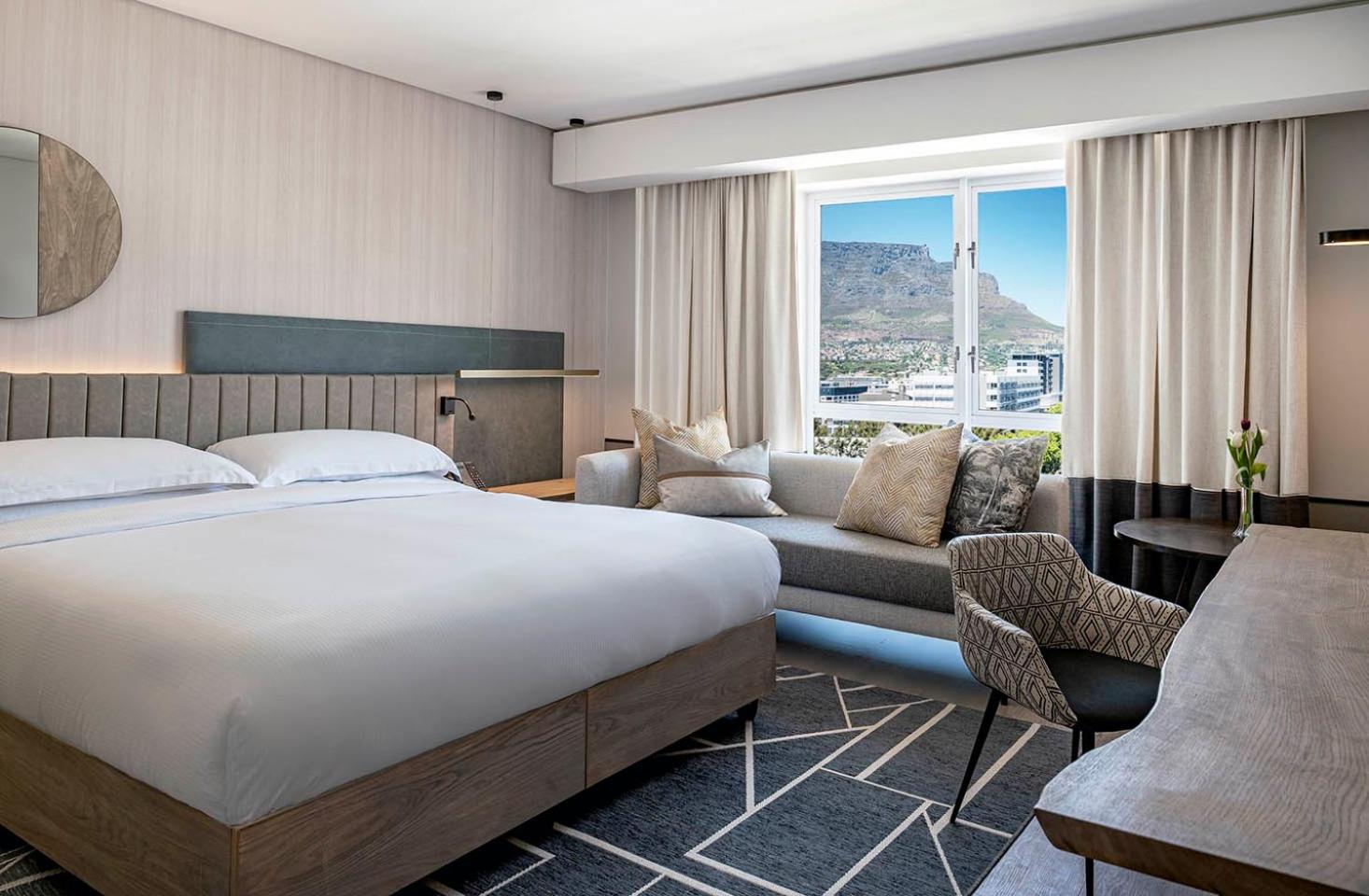 King Room with View - Photo 3