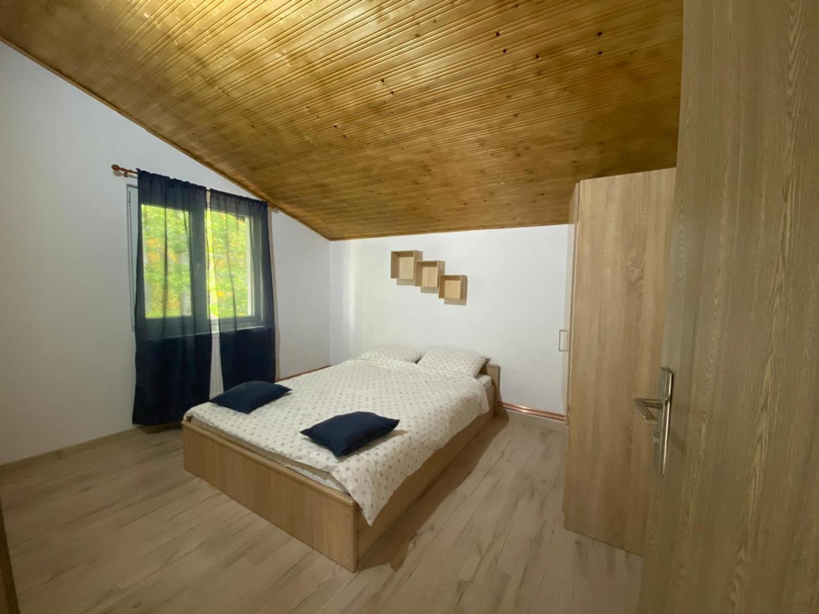 Four-Bedroom House photo 1