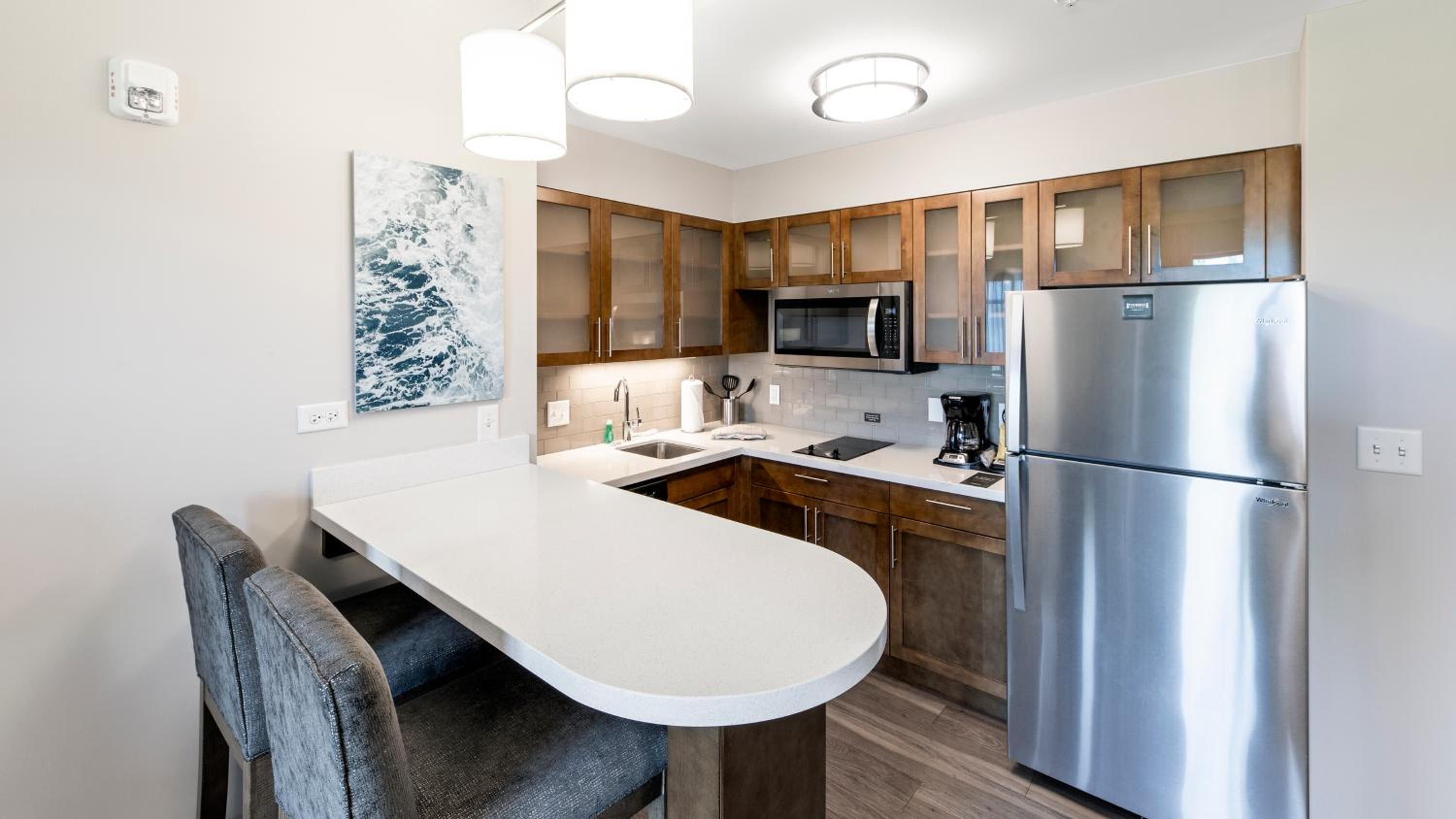 One-Bedroom King Suite - Photo 3