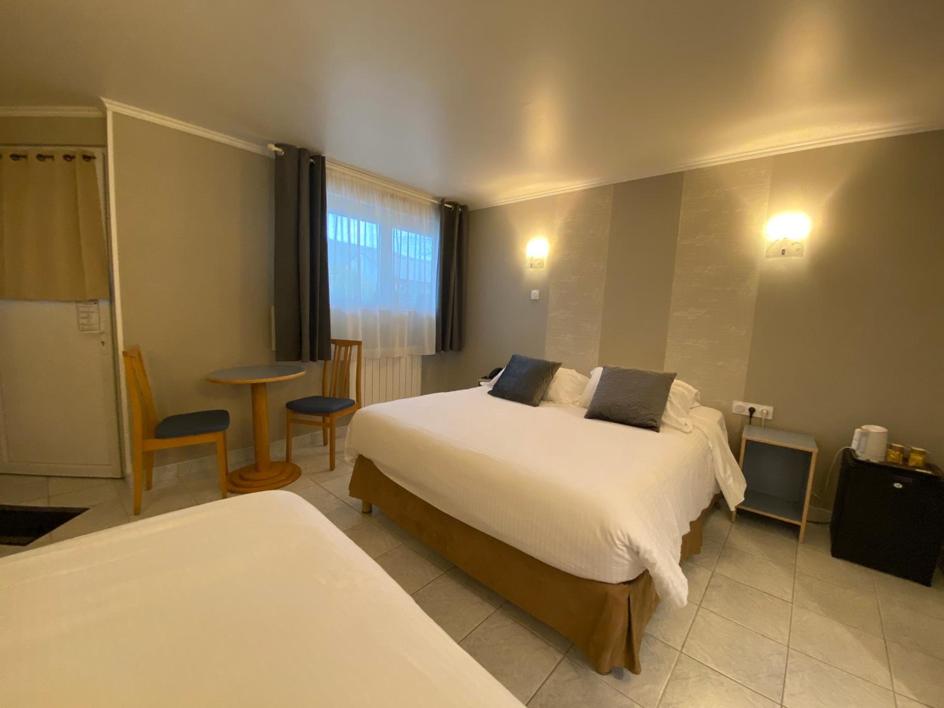 Triple Room - Photo 1