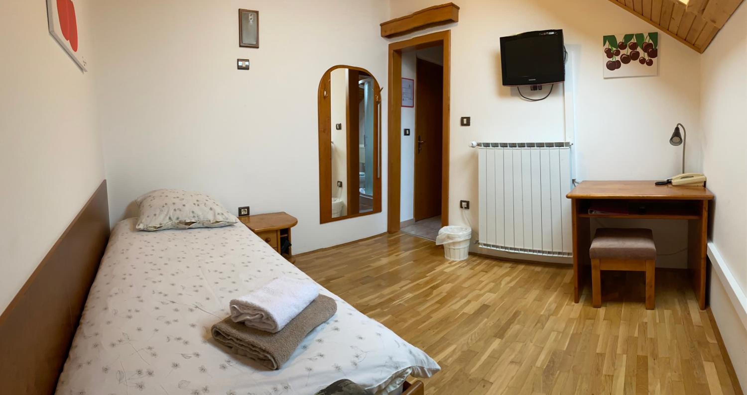 Standard Single Room photo 2