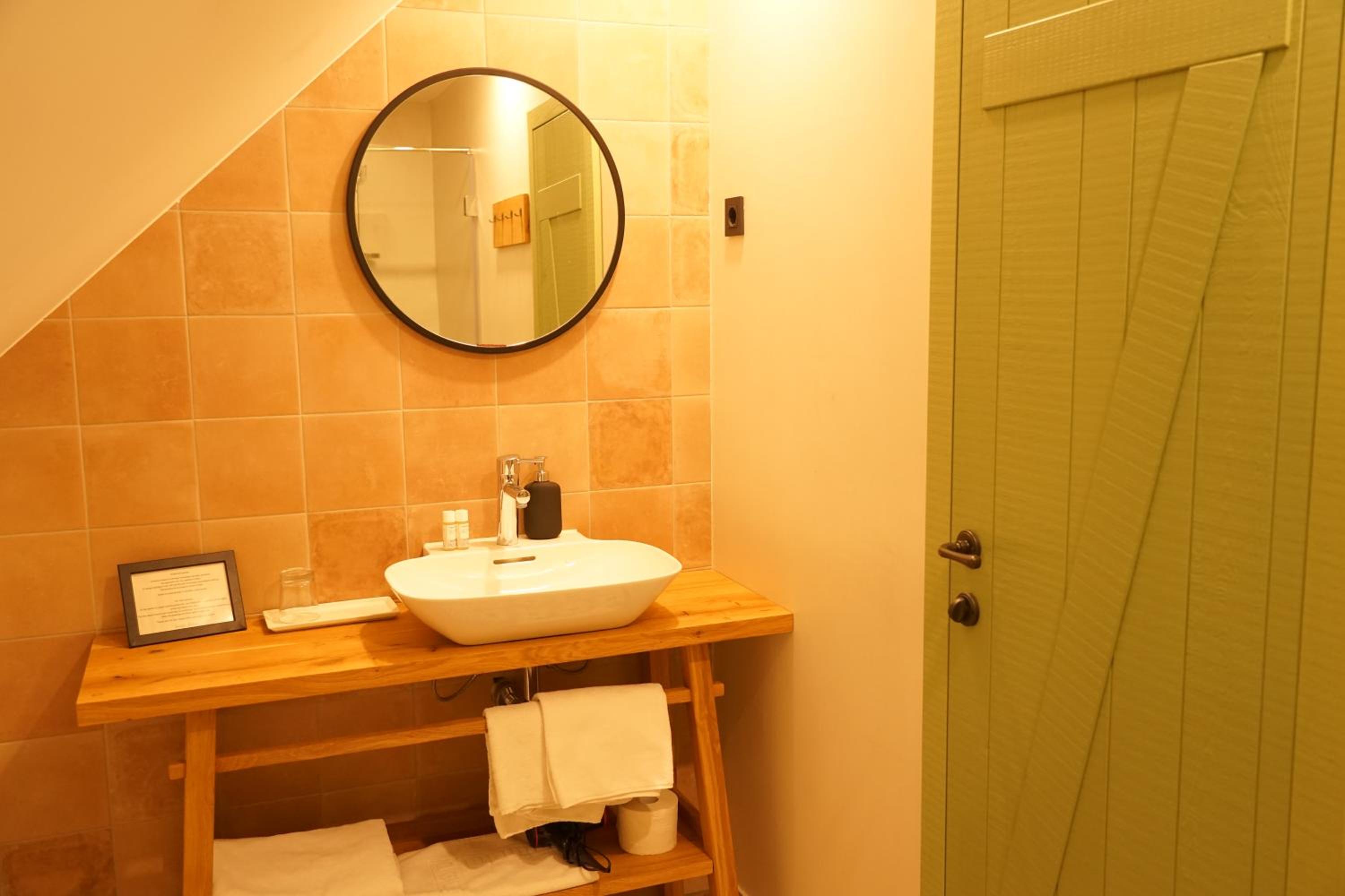 Economy Twin Room - Attic