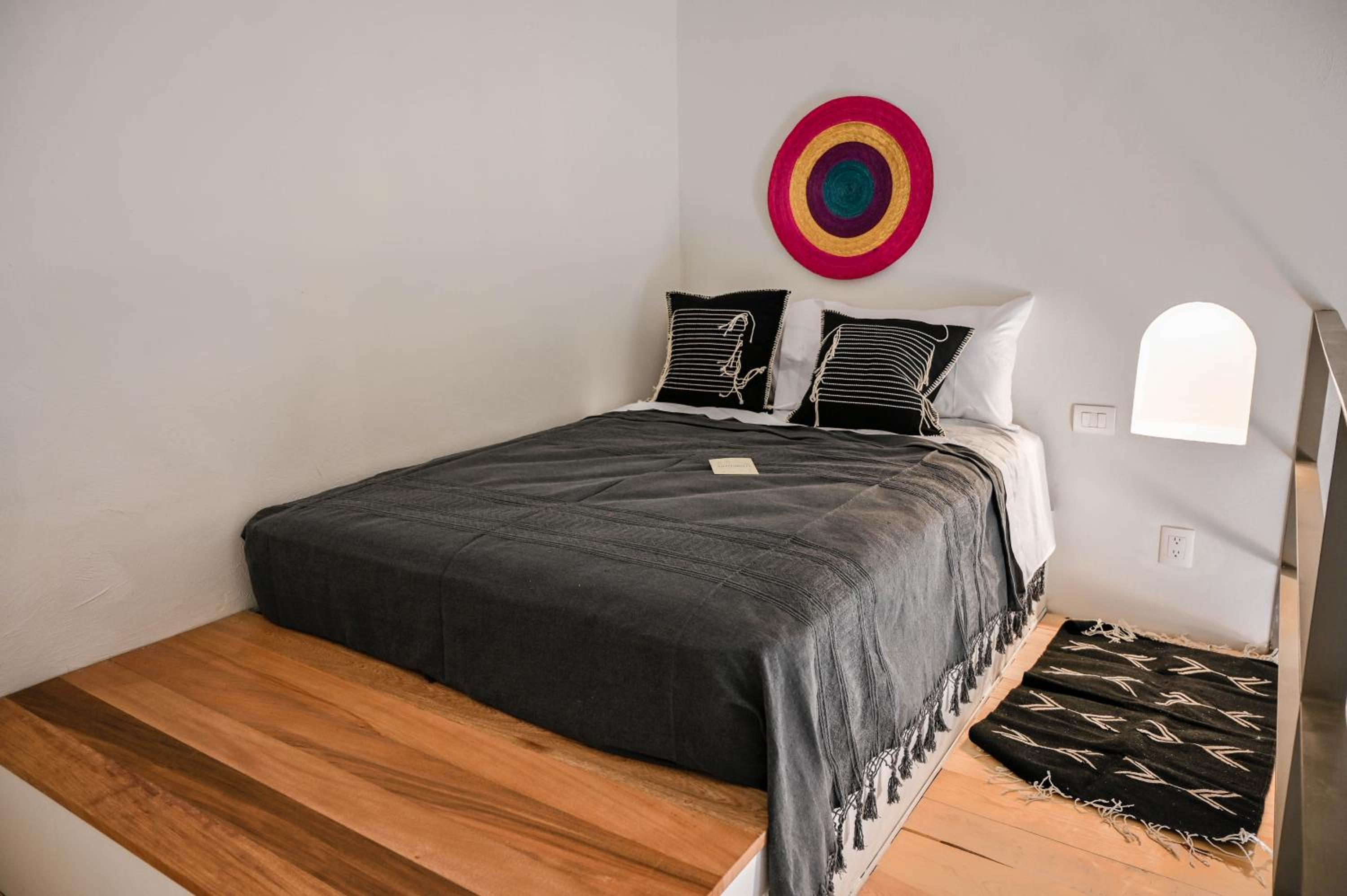 Duplex Quadruple Room - Photo 7