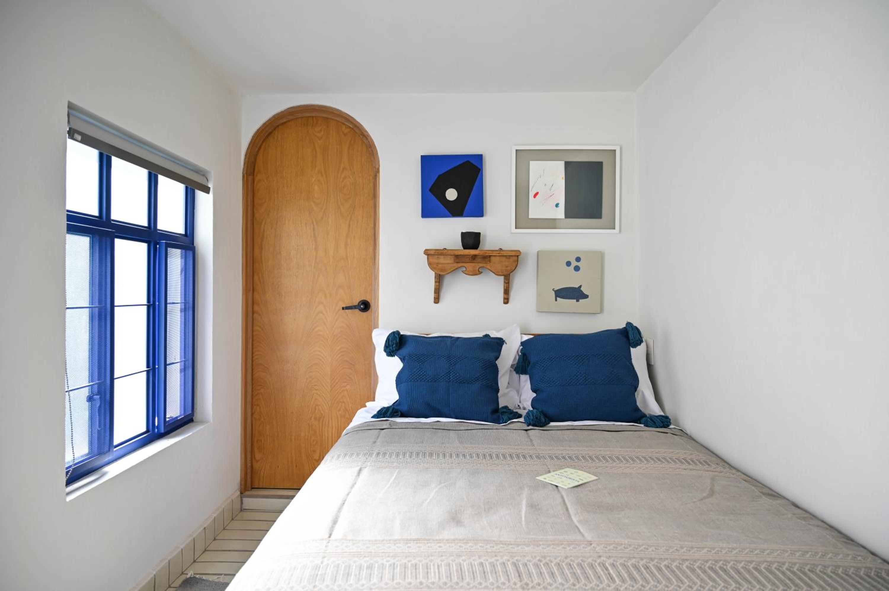 Small Double Room - Photo 1
