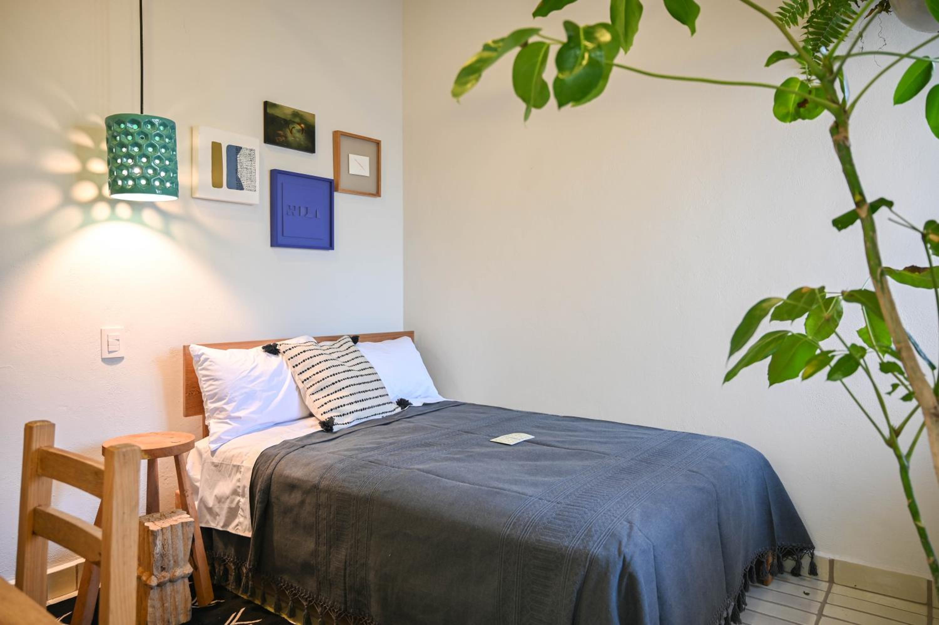Standard Double Room - Photo 18