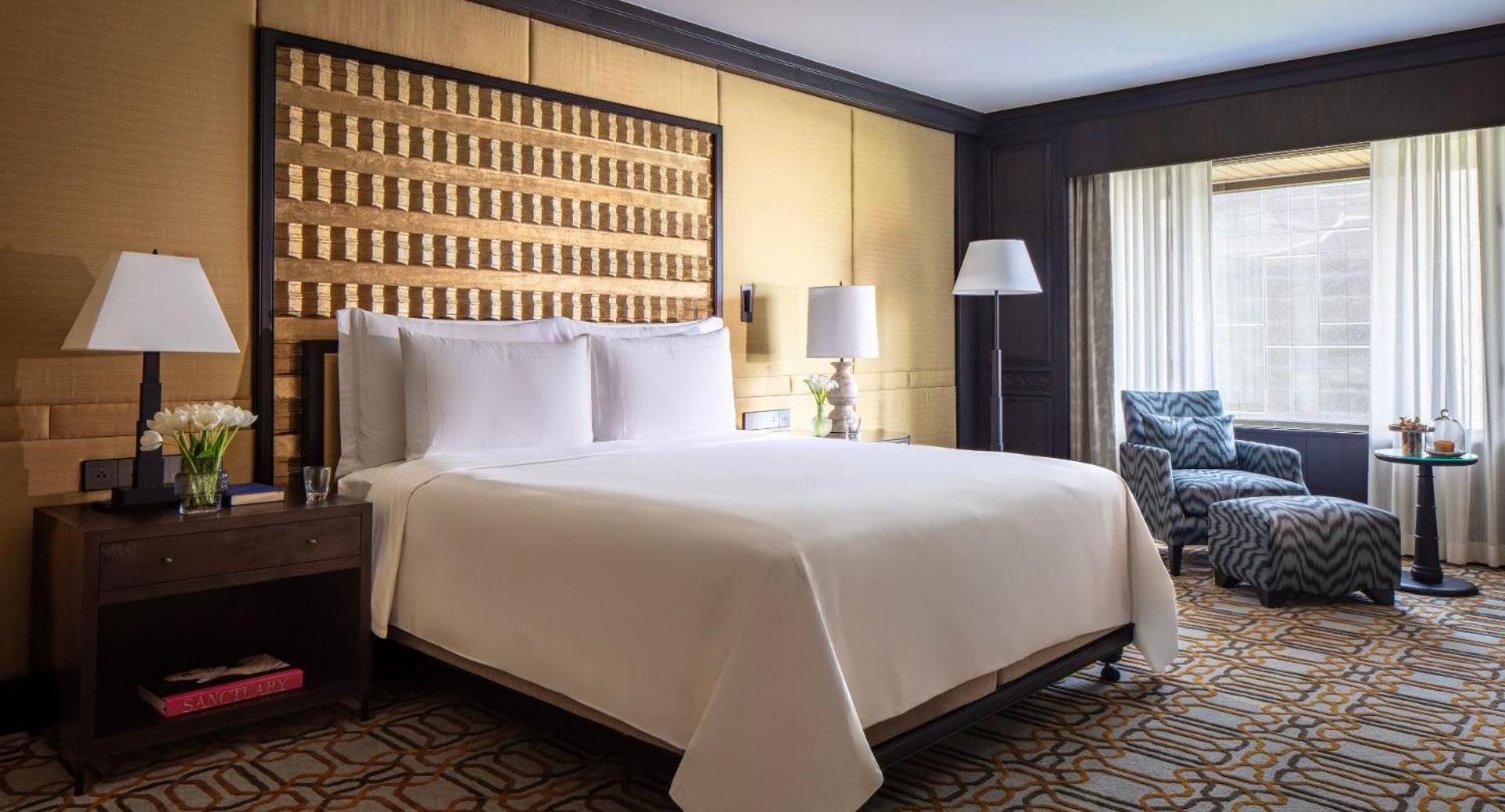Royal Suite photo 2