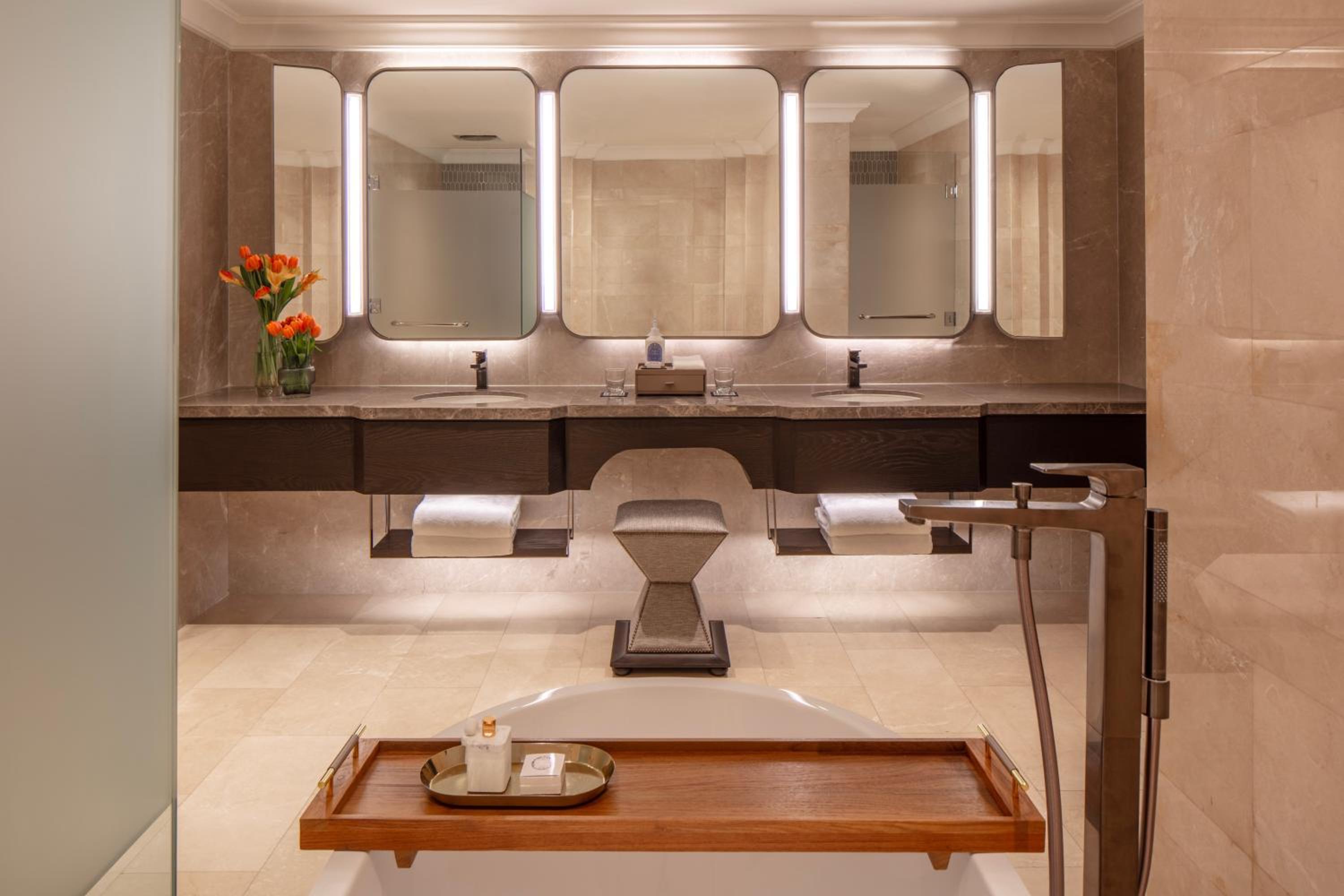 Two Bedroom Jim Thompson Explorer Suite Two Bedroom Jim Thompson Explorer Suite