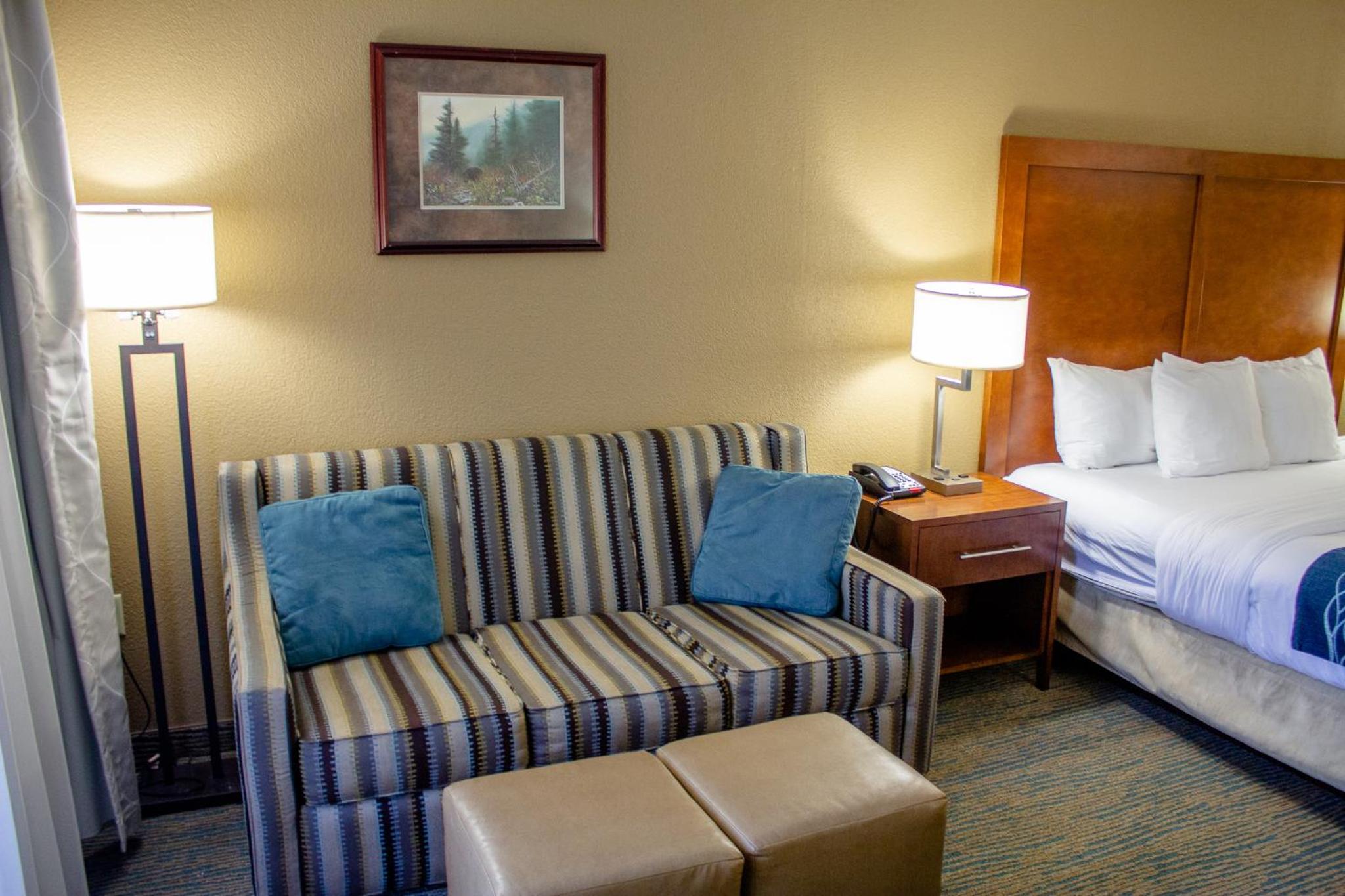 Superior King Room - Non-Smoking photo 2