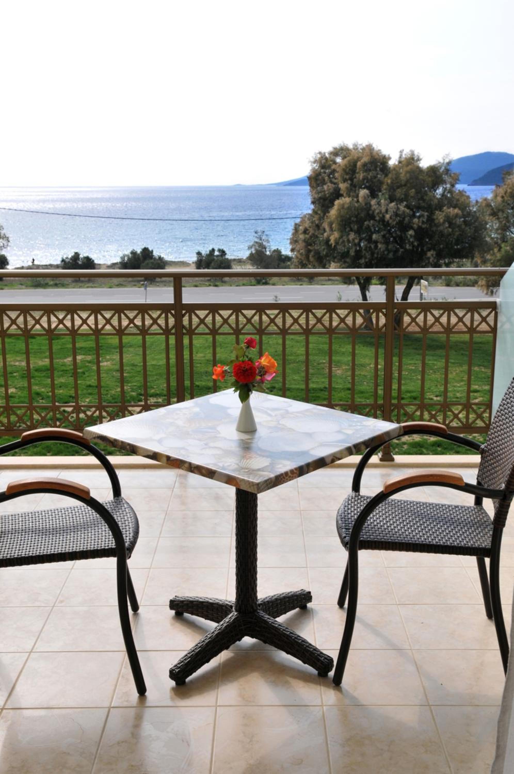 Superior Studio with Sea View - Photo 11