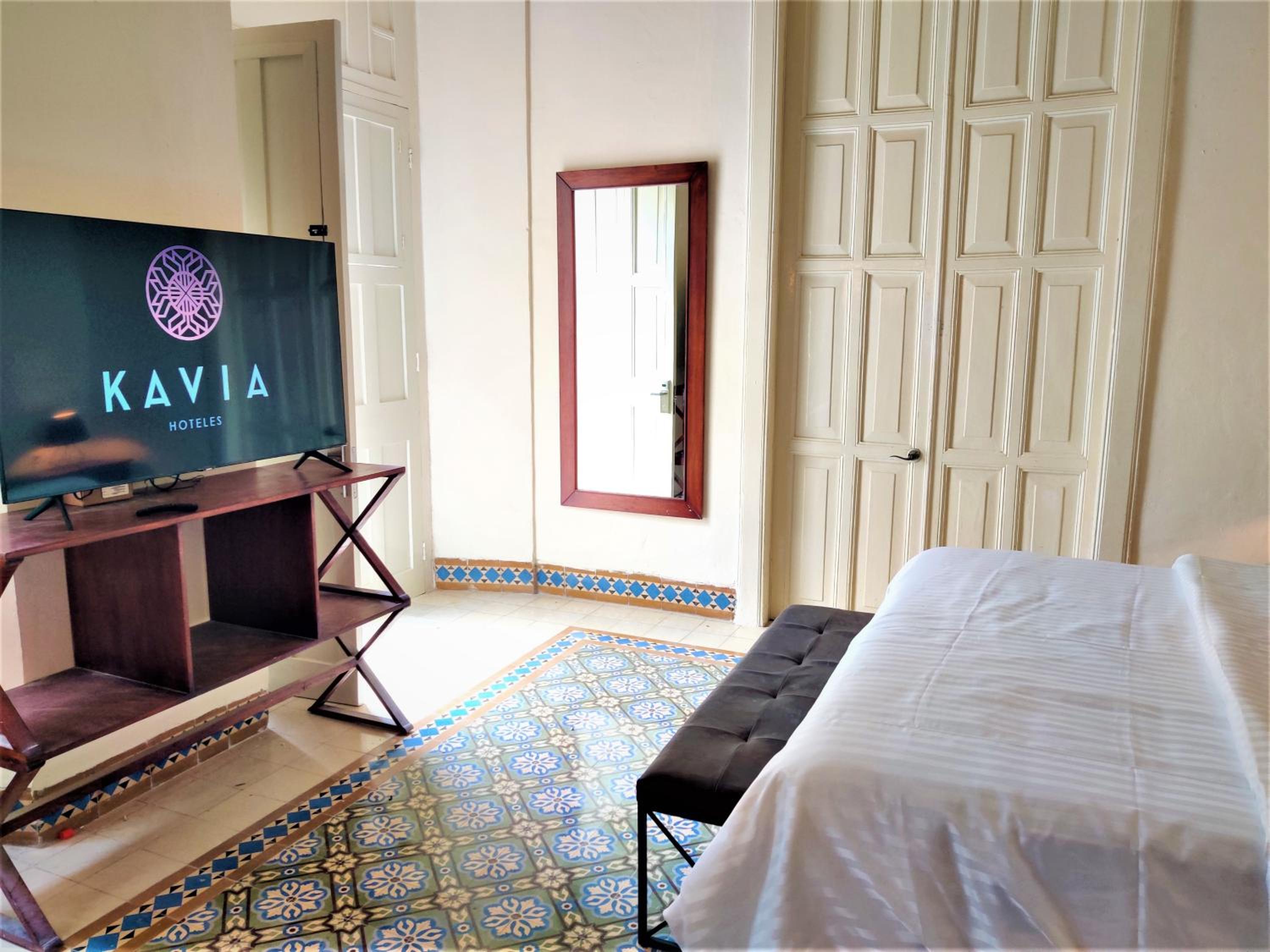 King Suite - Photo 5