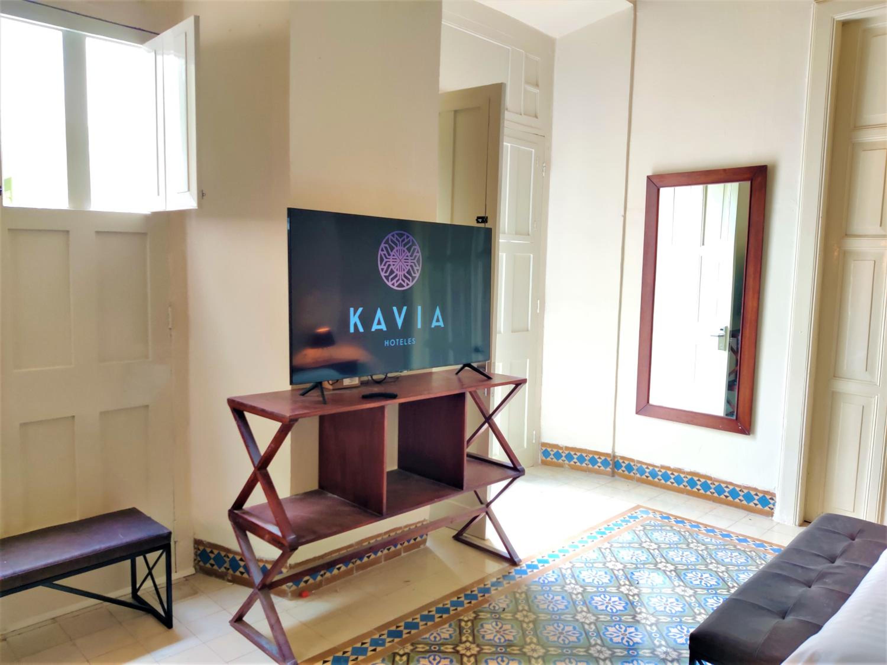King Suite - Photo 8