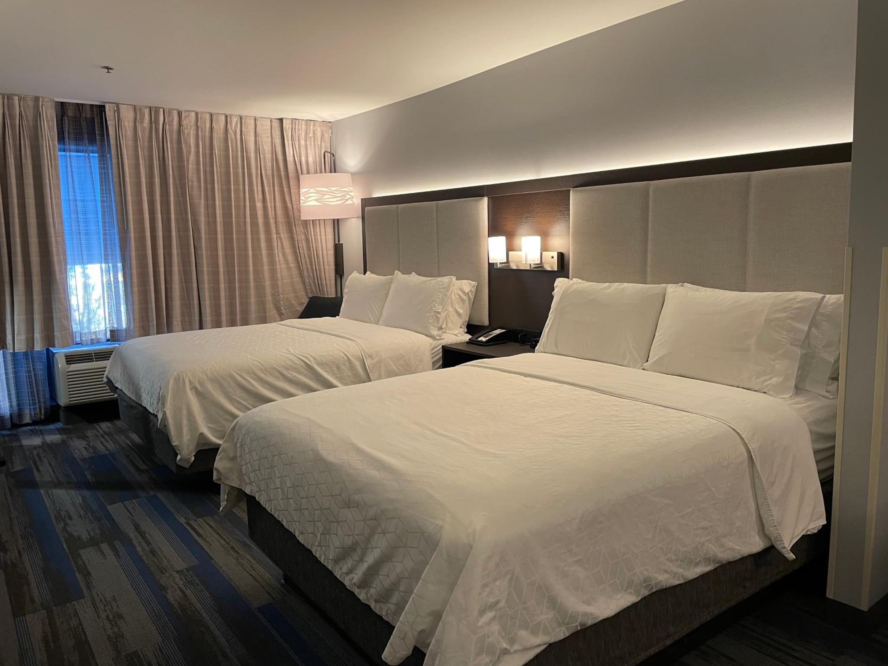 Standard Room - Photo 1