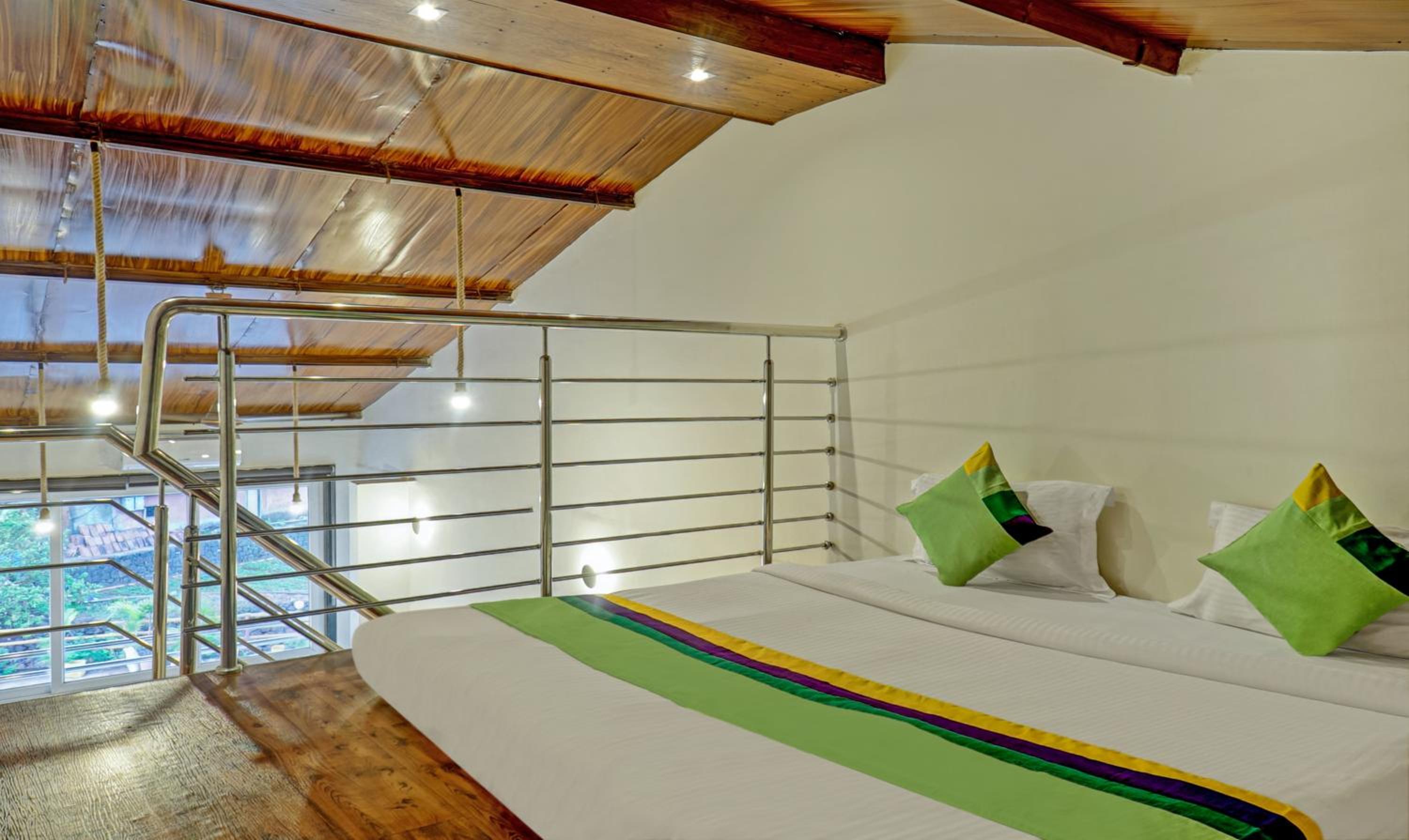 Premium Duplex Room with Mountain View - Photo 18