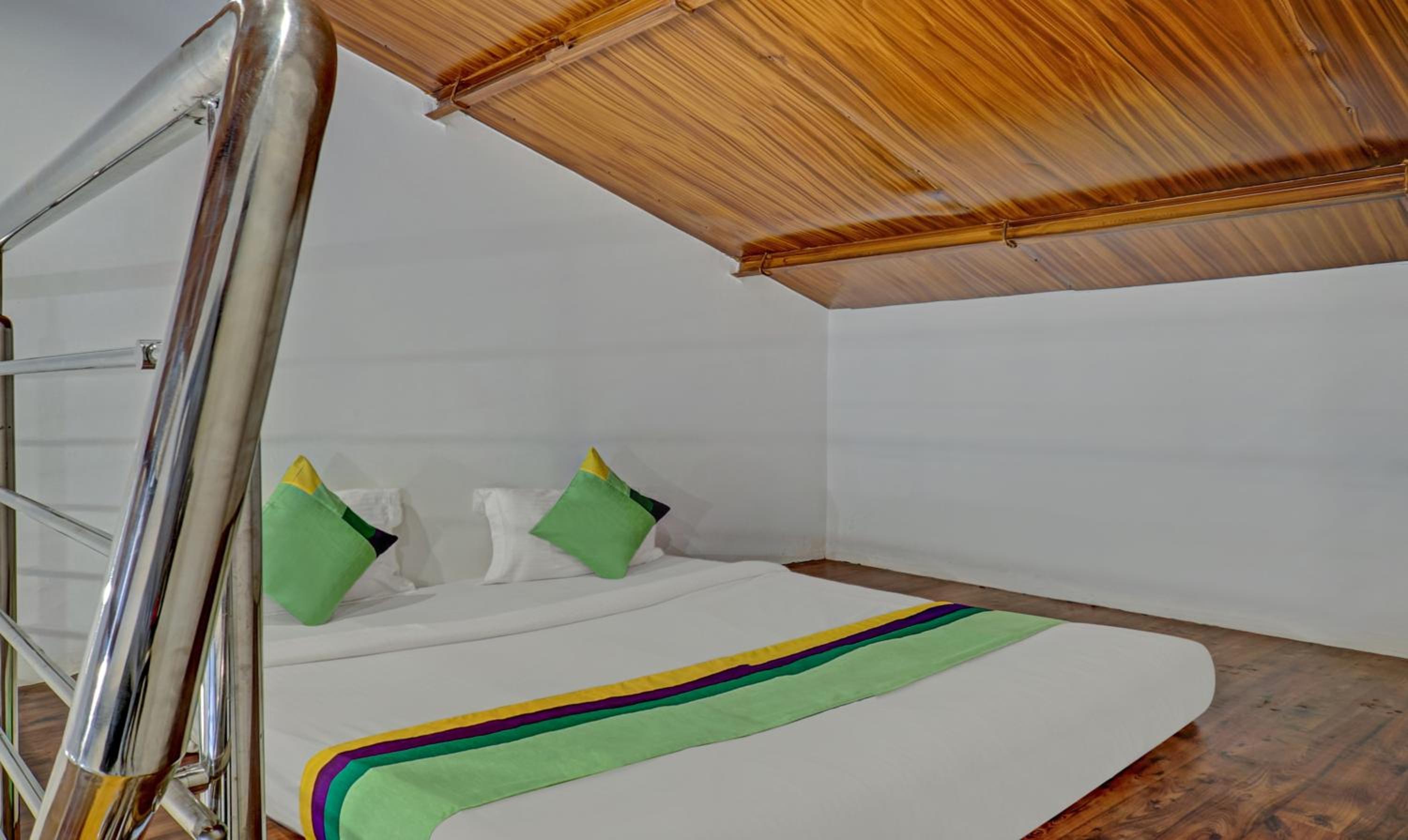 Premium Duplex Room with Mountain View - Photo 16