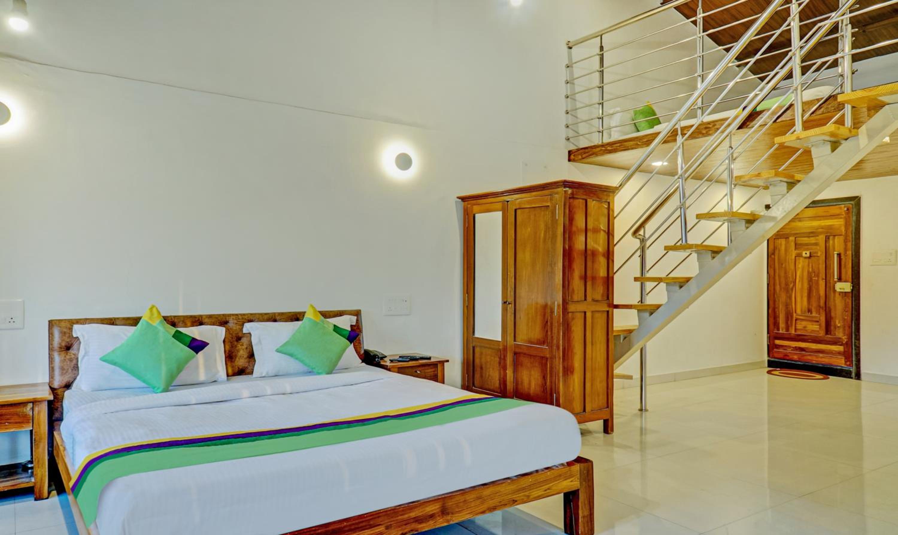 Premium Duplex Room with Mountain View - Photo 21