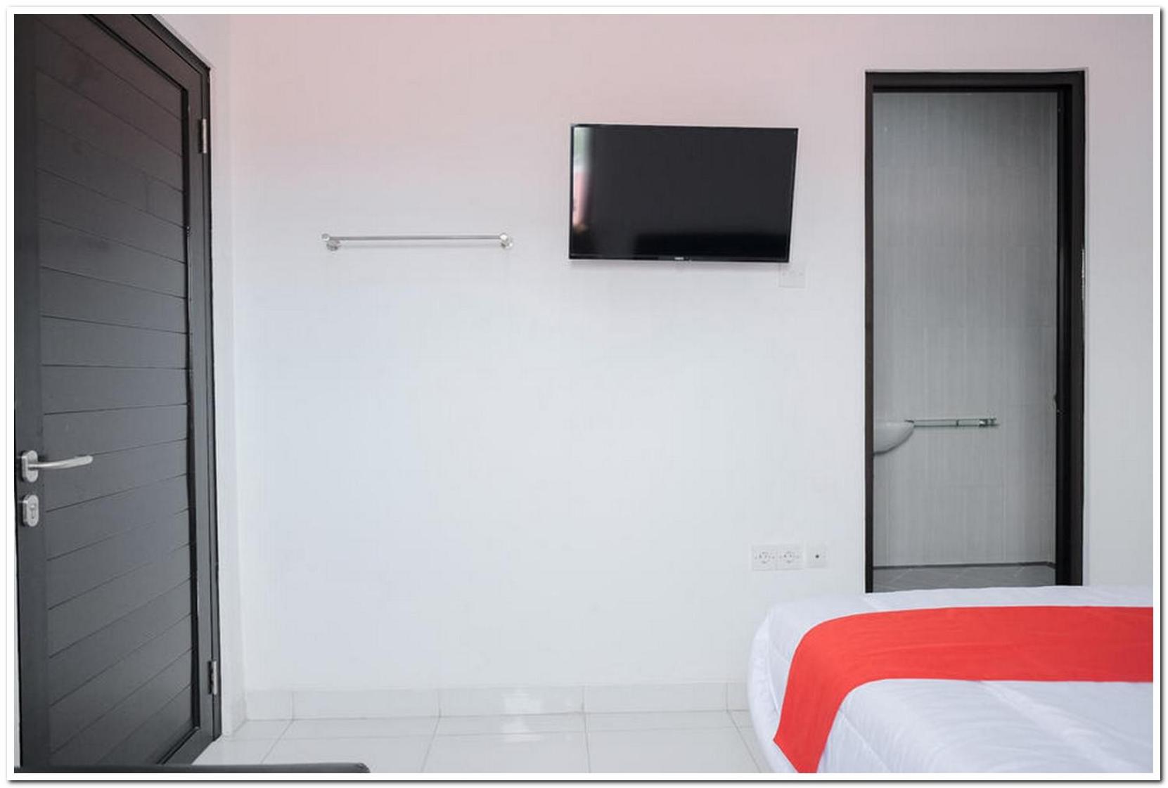 Suite - Photo 3