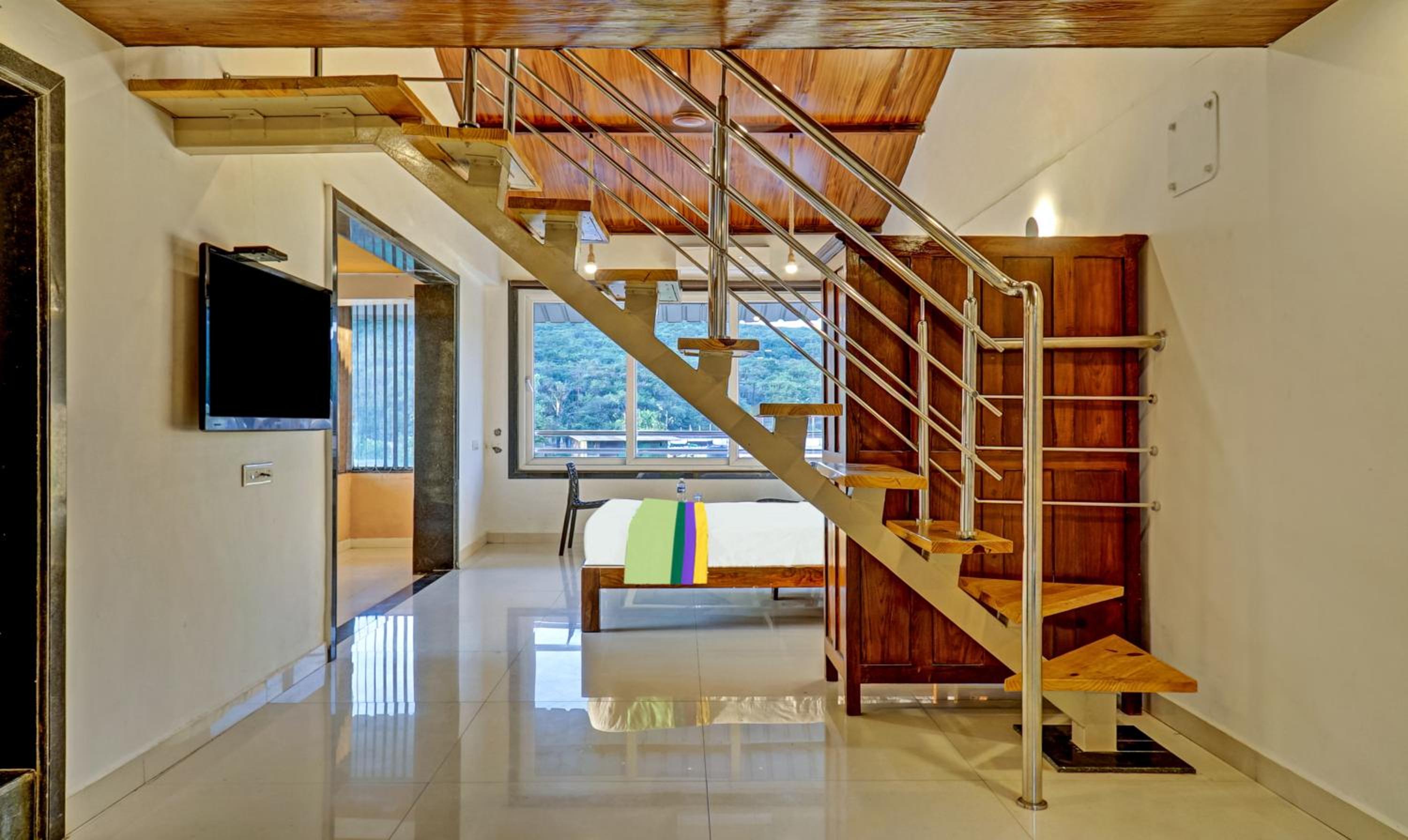 Premium Duplex Room with Mountain View - Photo 23
