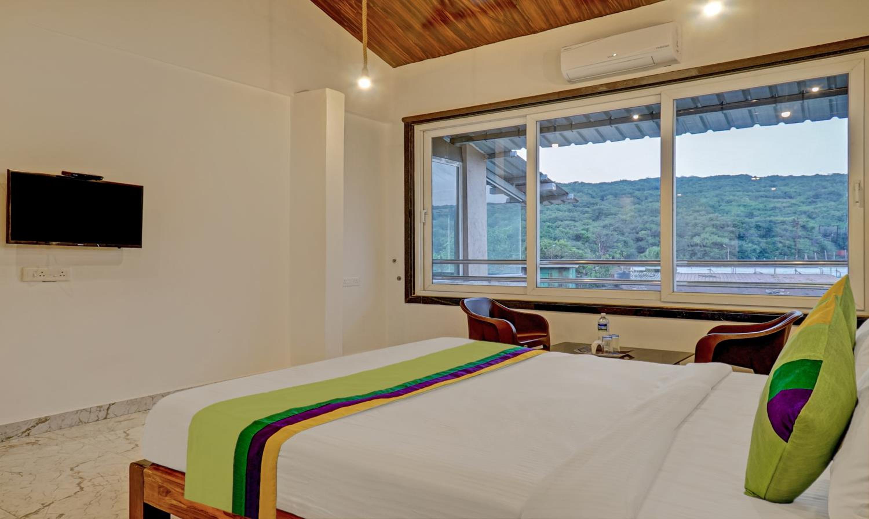 Premium Duplex Room with Mountain View - Photo 9