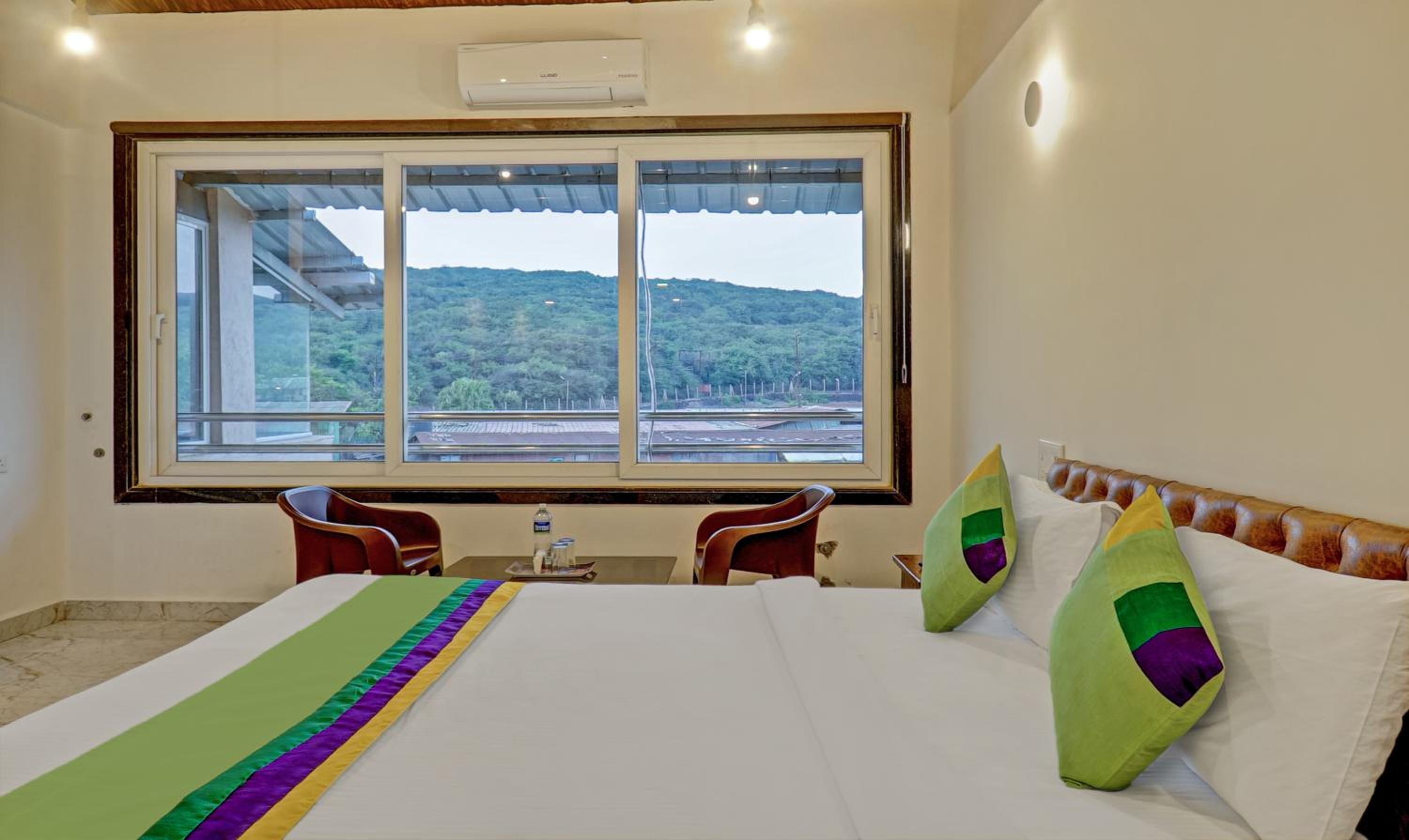 Premium Duplex Room with Mountain View - Photo 8