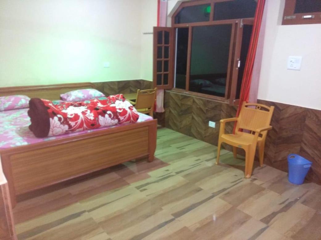 Standard Double Room - Photo 2