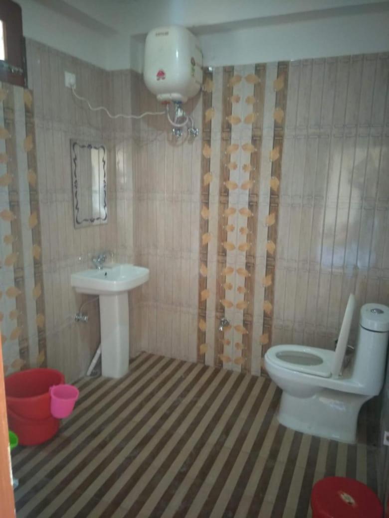 Triple Room - Photo 12