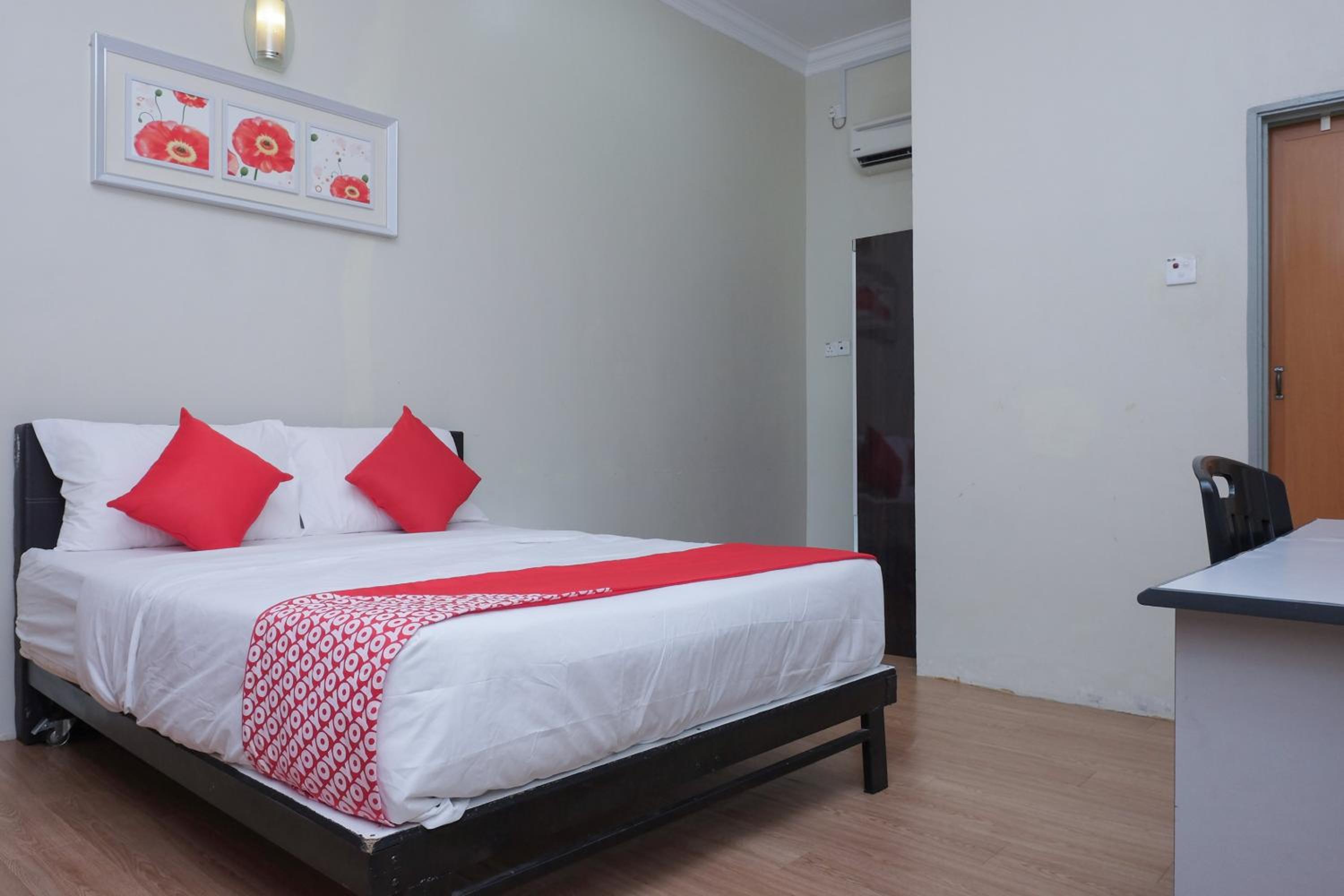 Deluxe Double Room - Photo 2