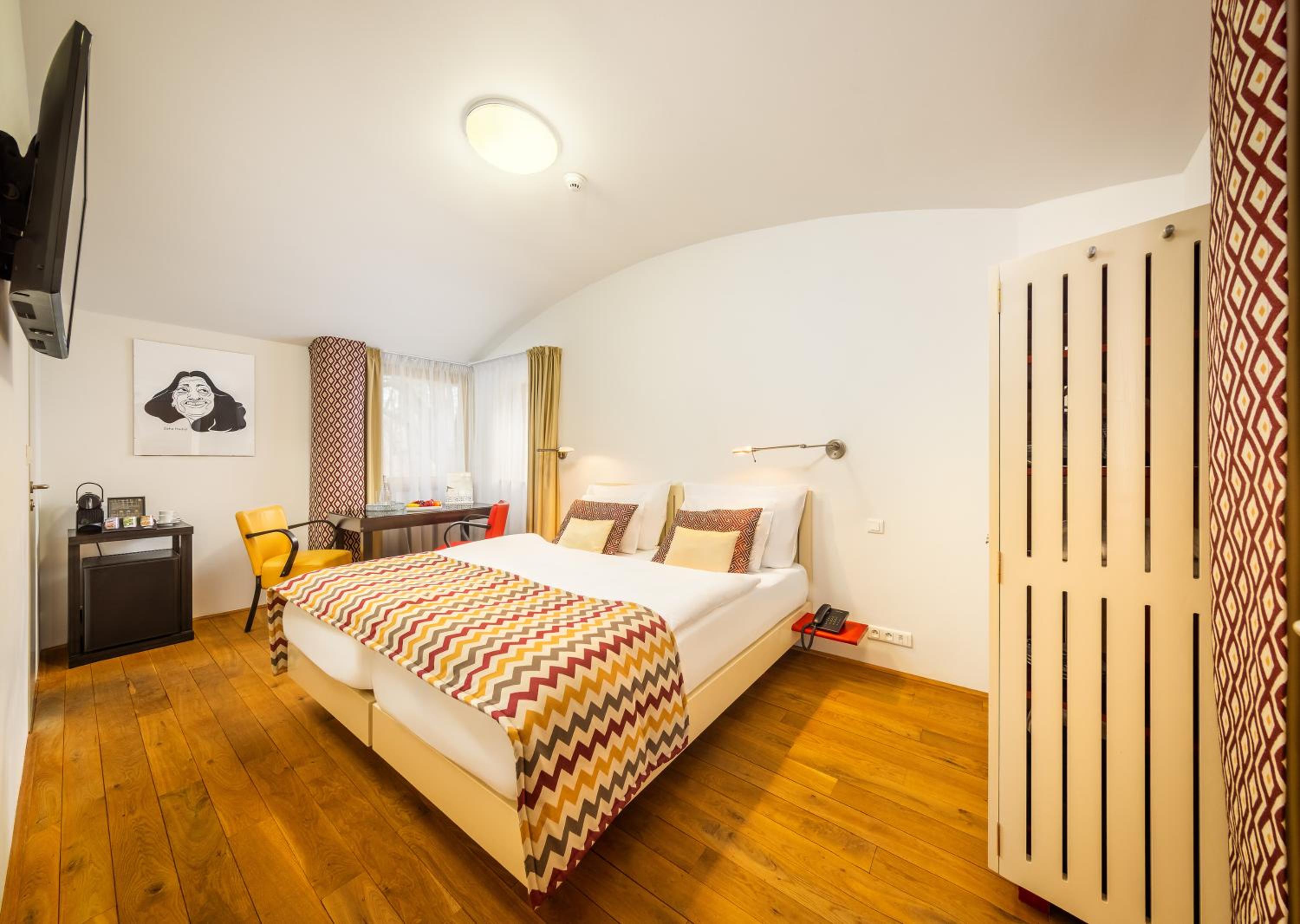 Superior Twin Room - Photo 3