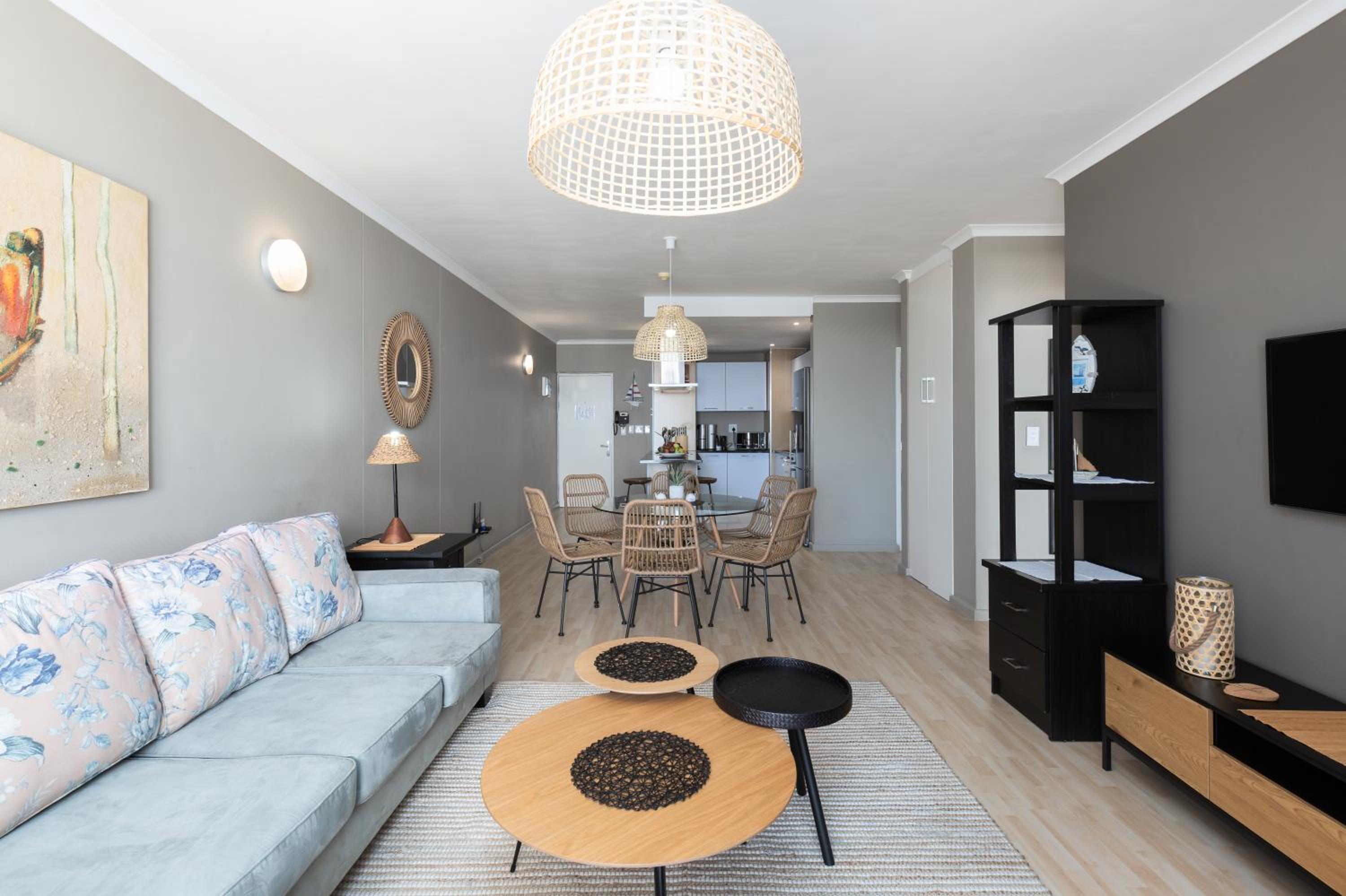 Apartment photo 3