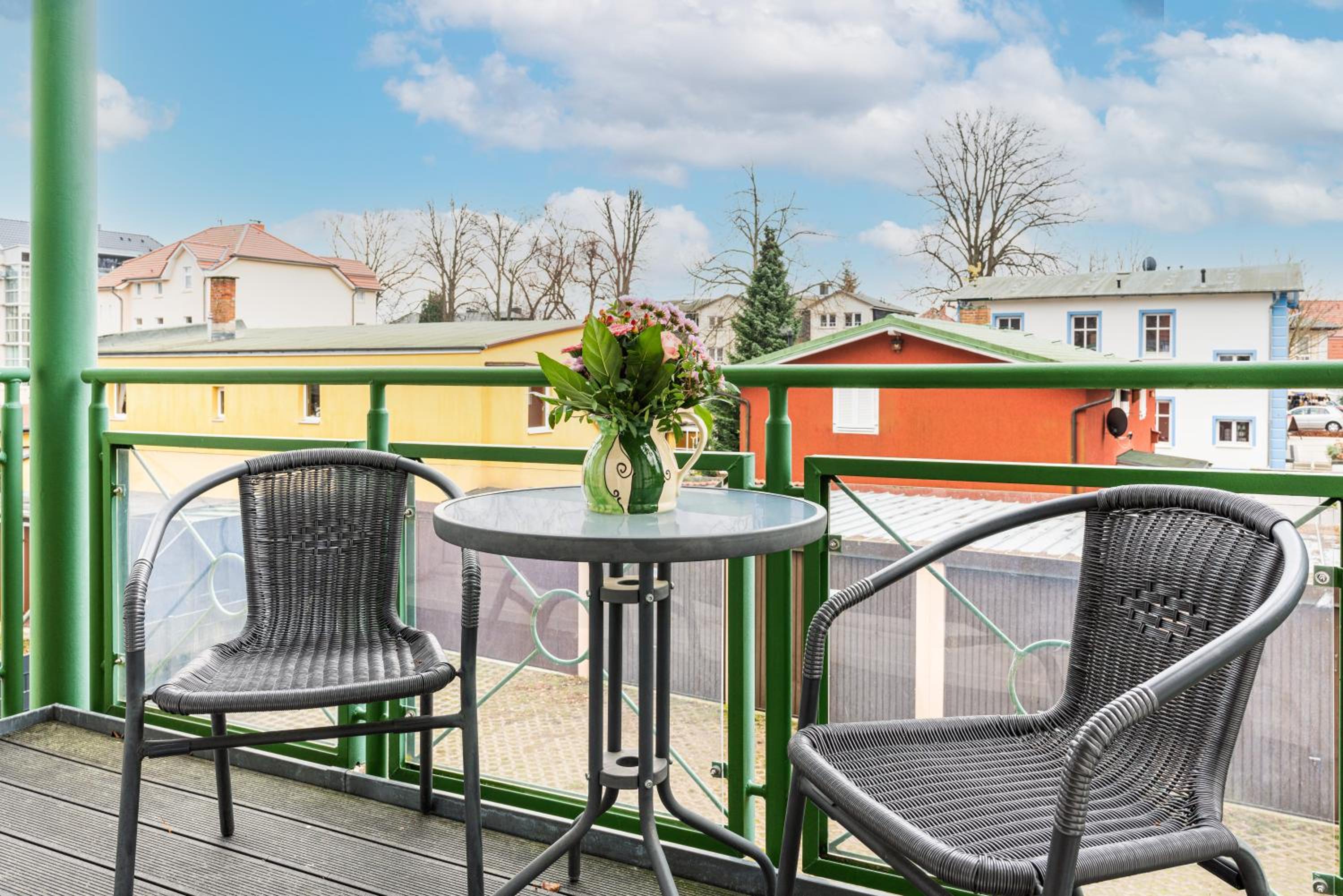 Budget Two-Bedroom Apartment with Balcony photo 2